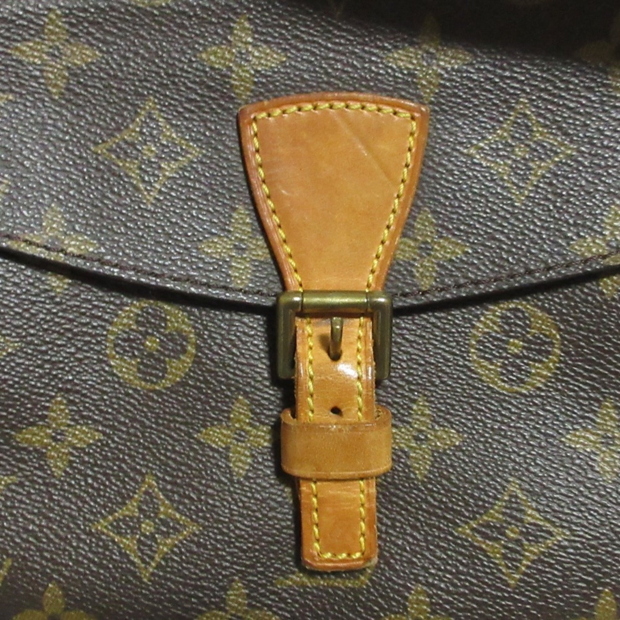 Louis Vuitton Brown Monogram Shoulder Bag (Pre-Owned)