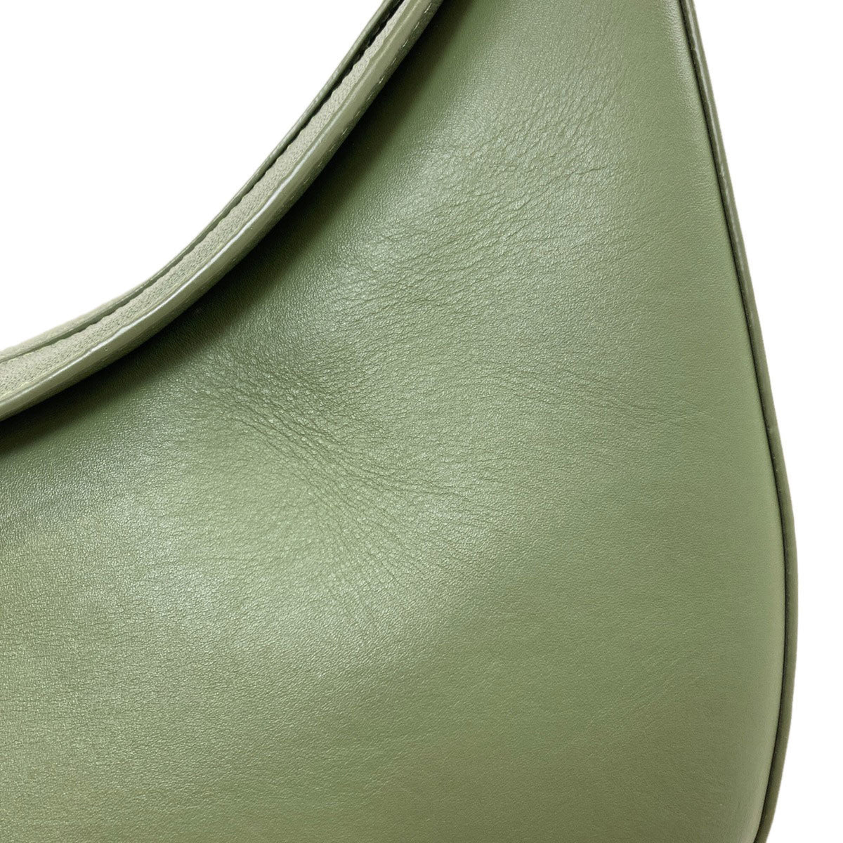 Loewe Green Leather Shoulder Bag (Pre-Owned)