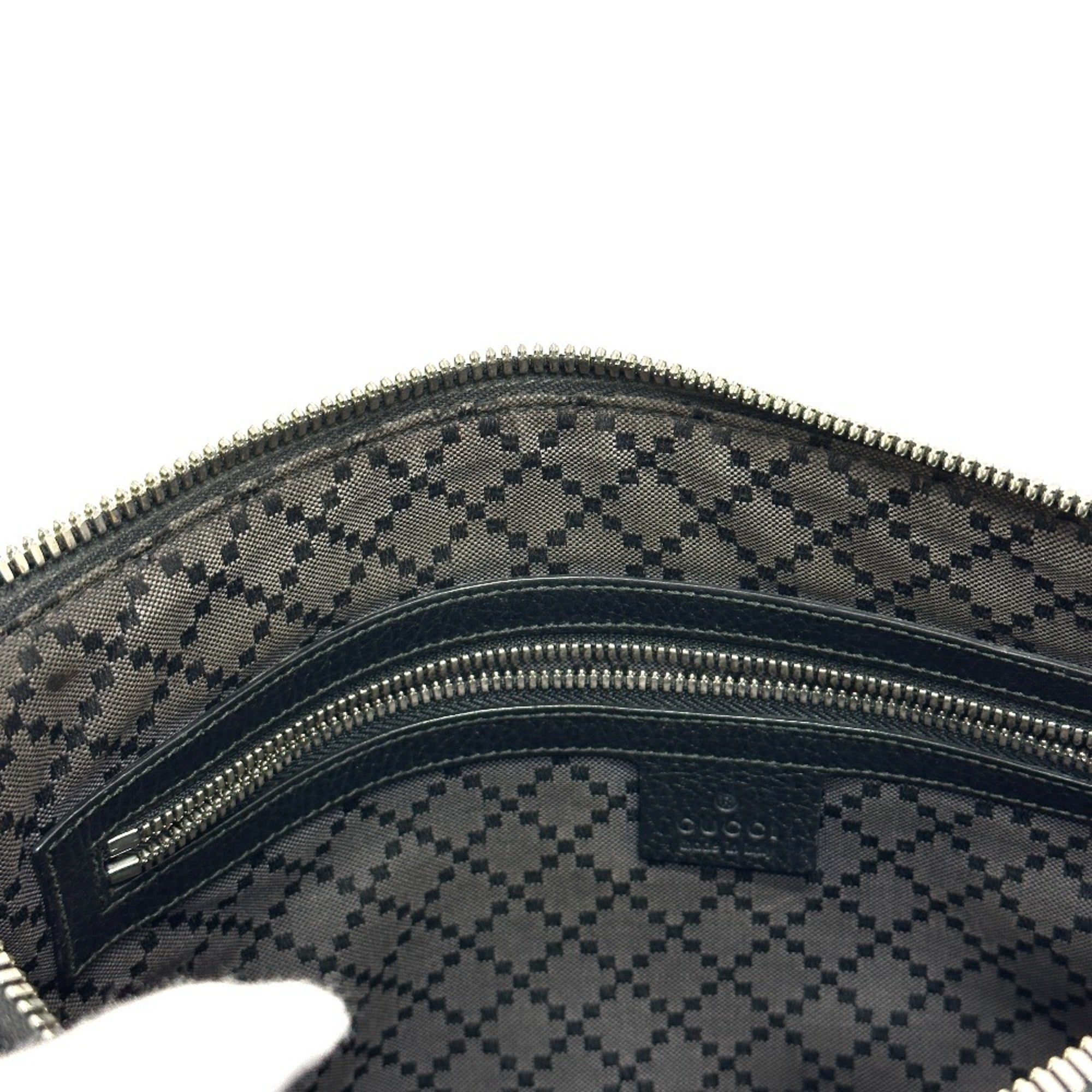 Gucci Black Leather Clutch Bag (Pre-Owned)