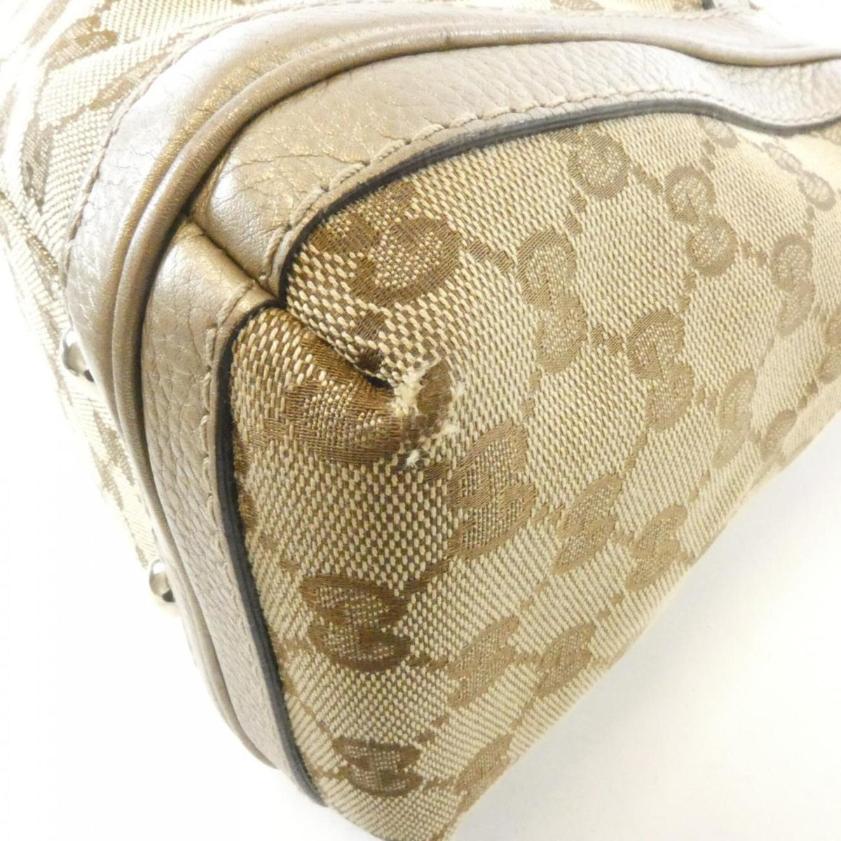 Gucci Beige Gg Canvas Leather Handbag (Pre-Owned)