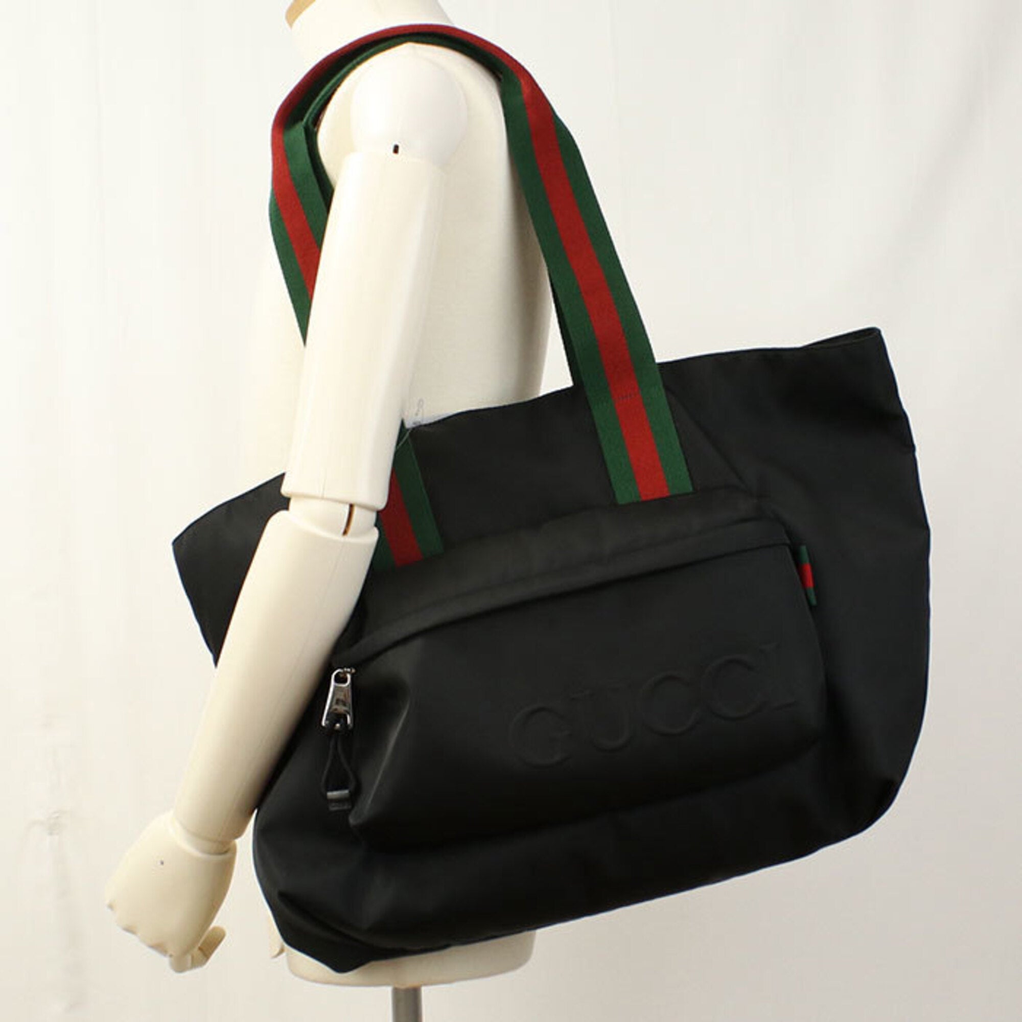 Gucci Black Nylon Tote Bag (Pre-Owned)