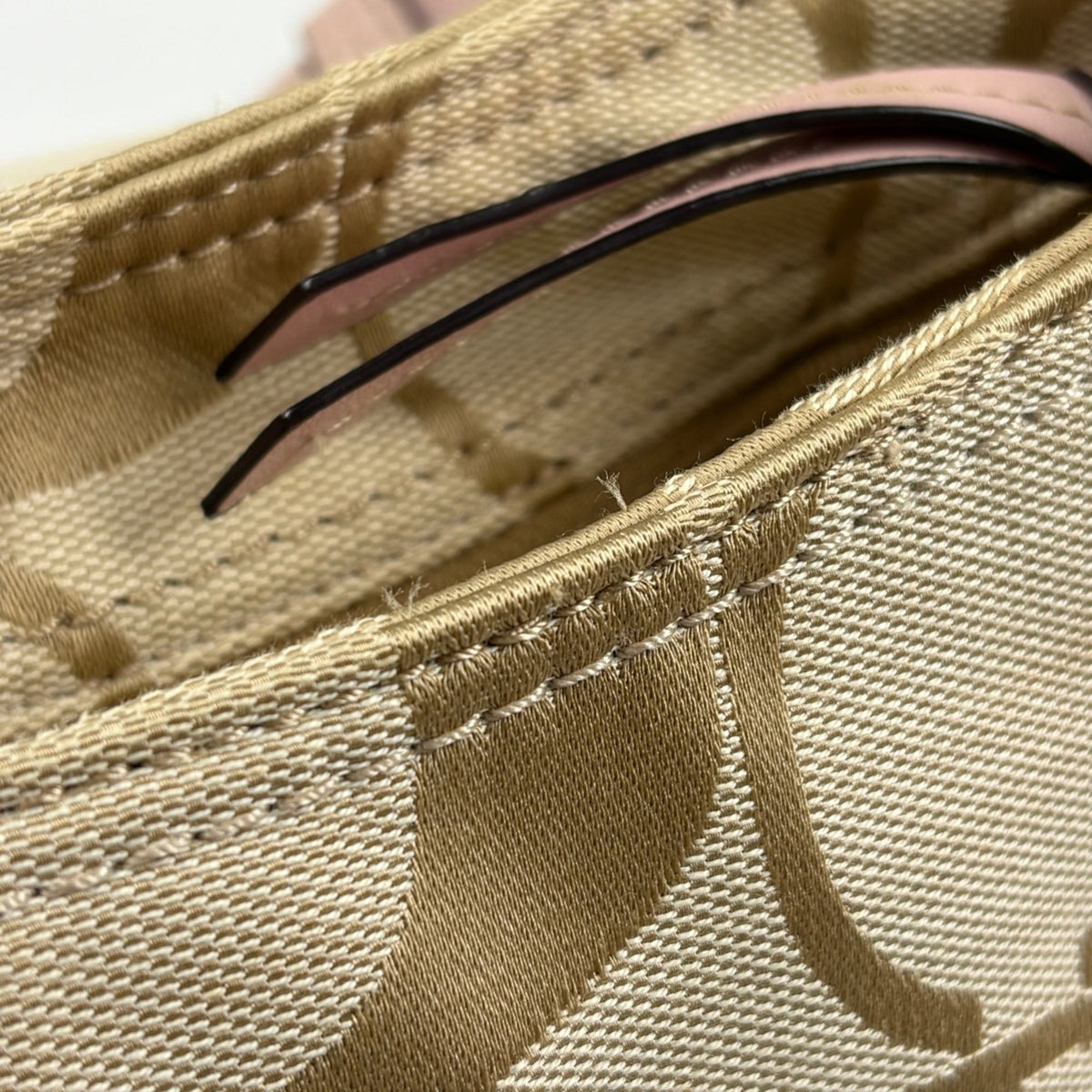 Coach Signature Beige Pink Canvas Leather Shoulder Bag (Pre-Owned)