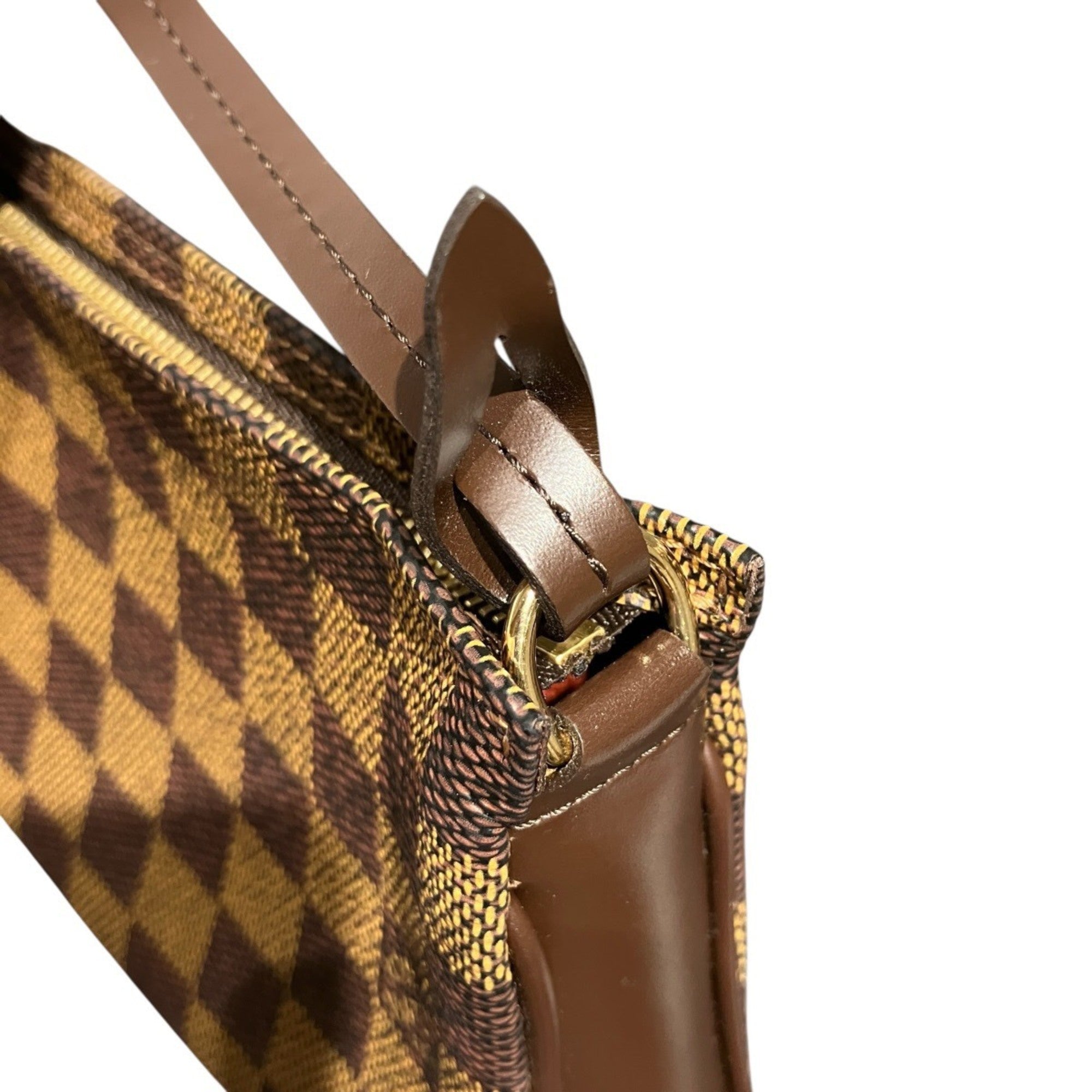 Louis Vuitton Damier Canvas Damier Canvas Handbag (Pre-Owned)