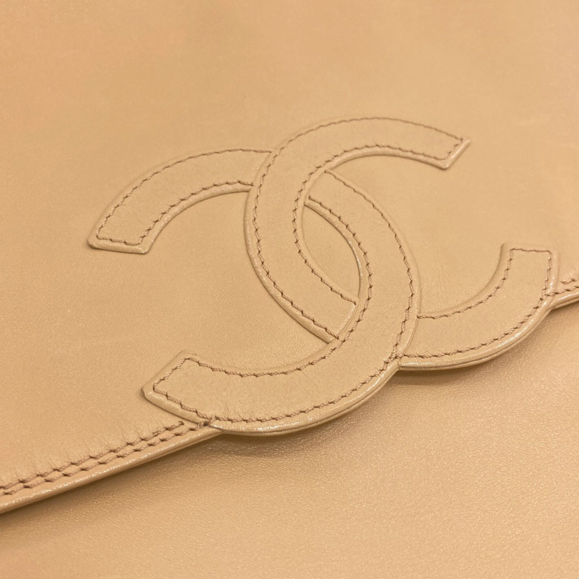 Chanel Beige Leather Tote Bag (Pre-Owned)