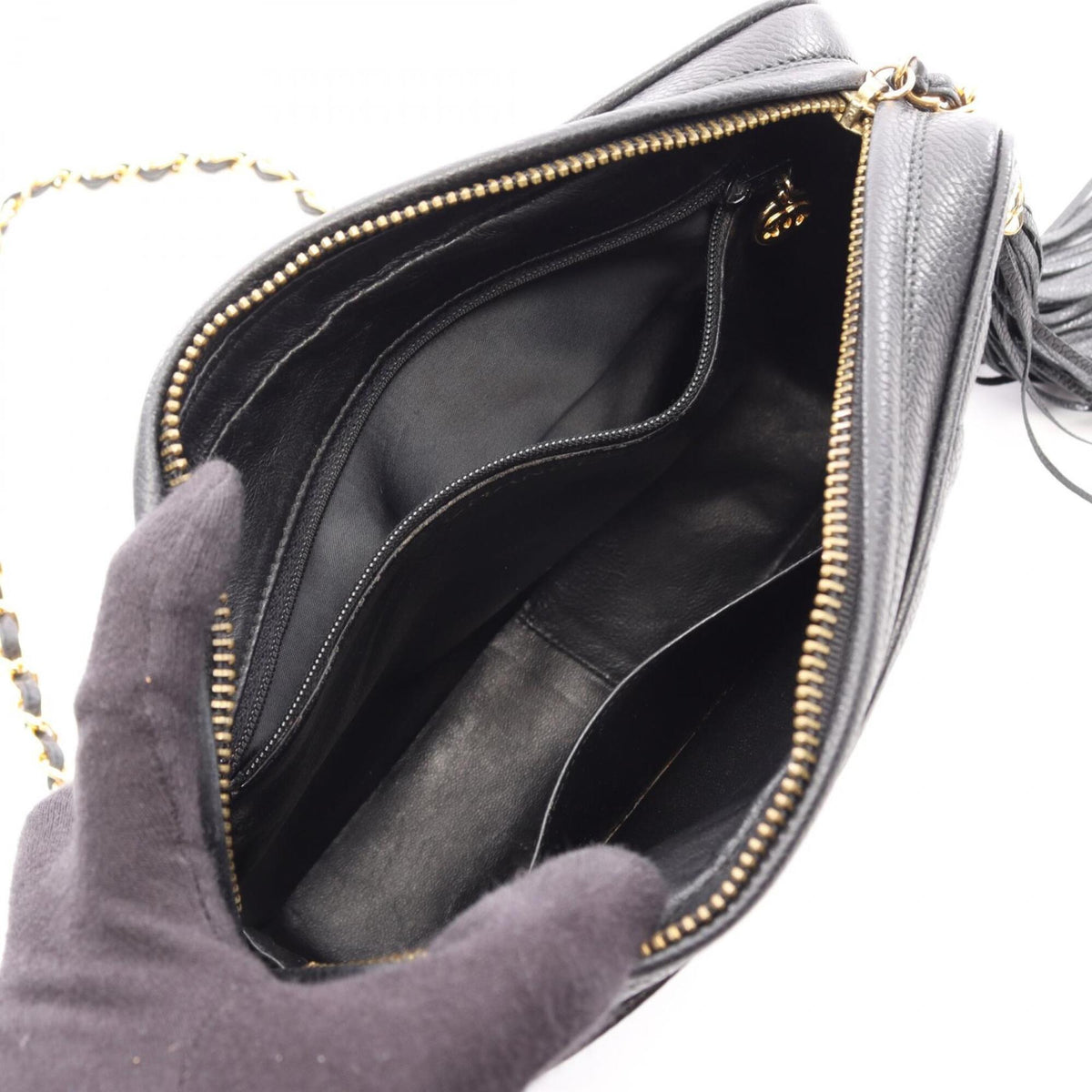 Chanel Black Grained Calfskin Handbag Shoulder Bag (Pre-Owned)