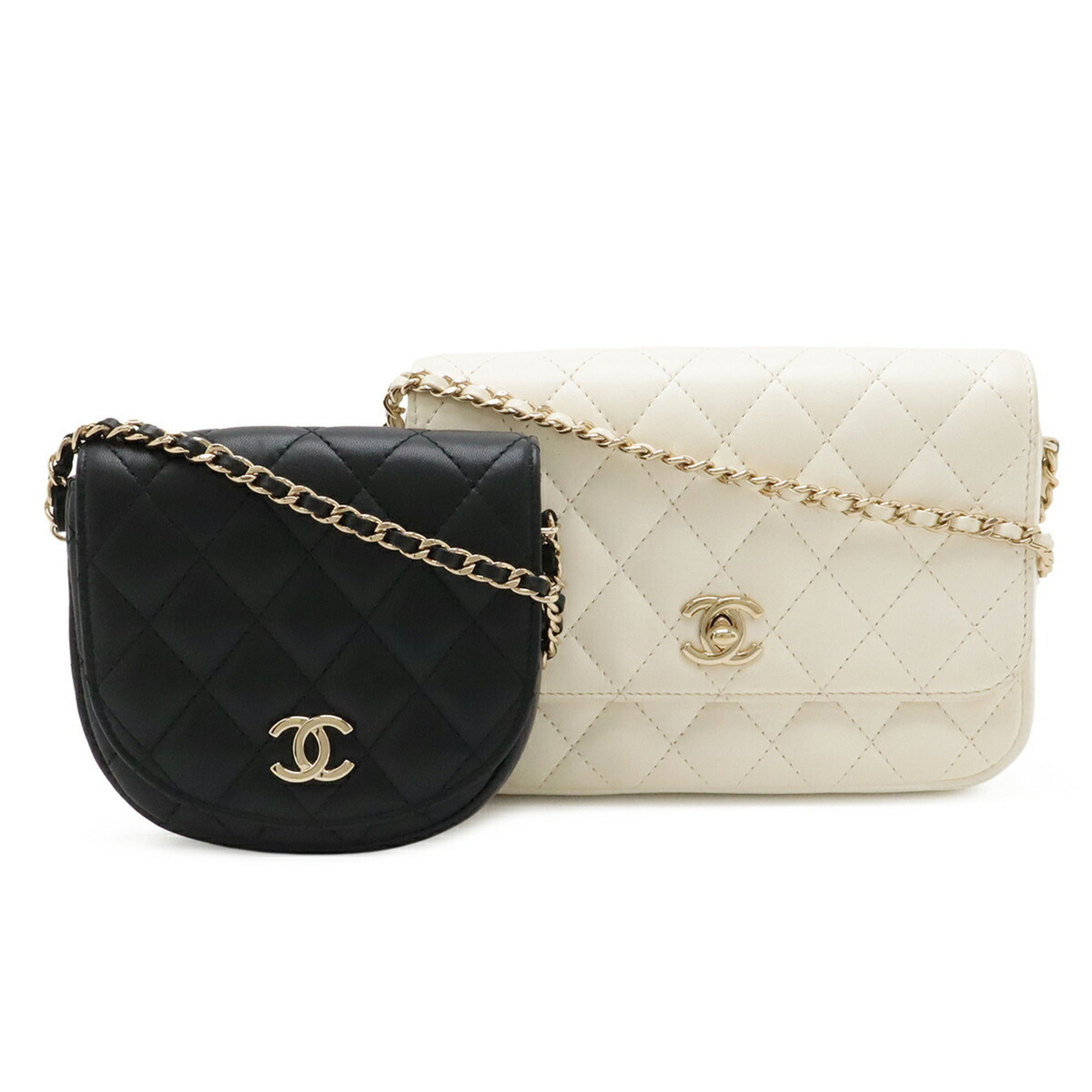 Chanel Matelasse Black Ivory Leather Pochette Shoulder Bag (Pre-Owned)