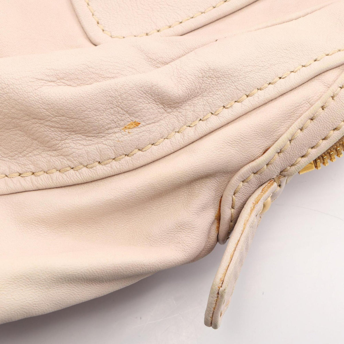 Miu Miu Ivory Leather Boston Bag Handbag (Pre-Owned)