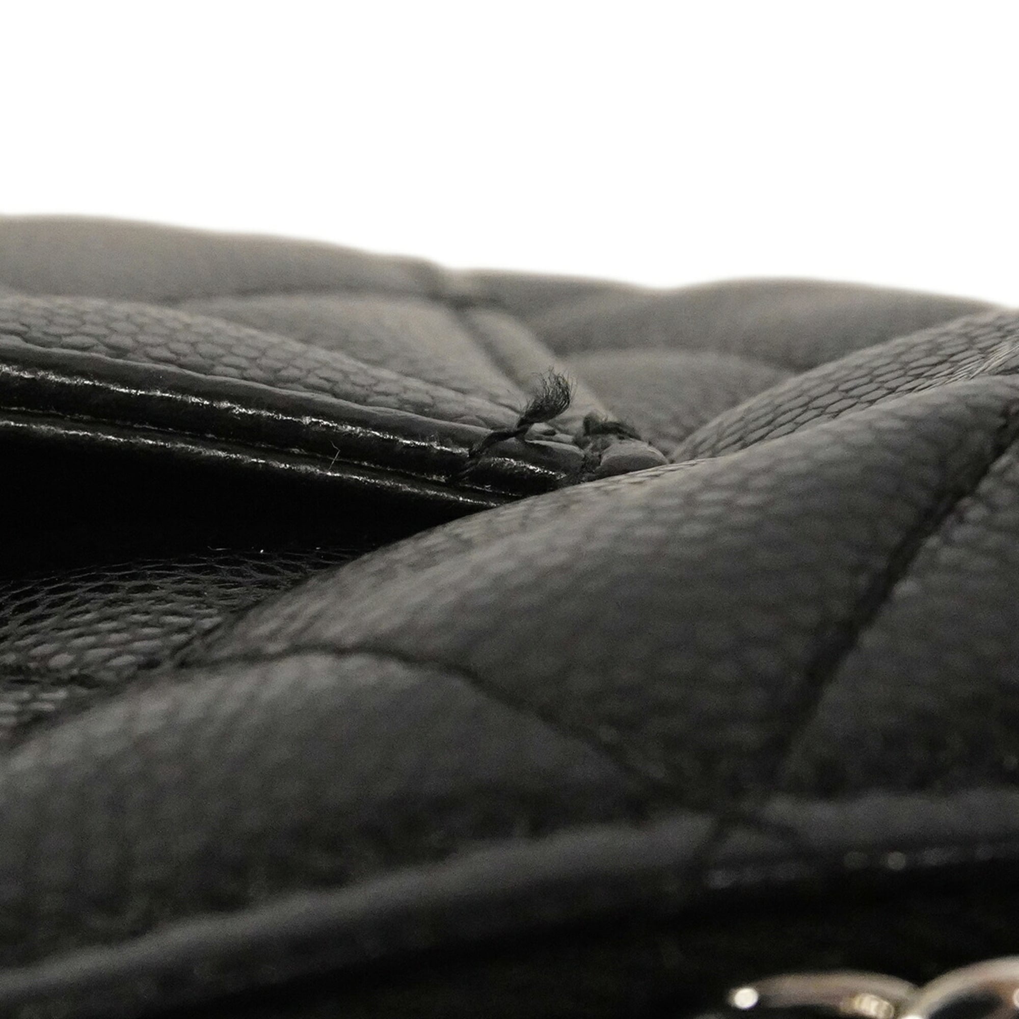 Chanel Black Grained Calfskin Shoulder Bag (Pre-Owned)