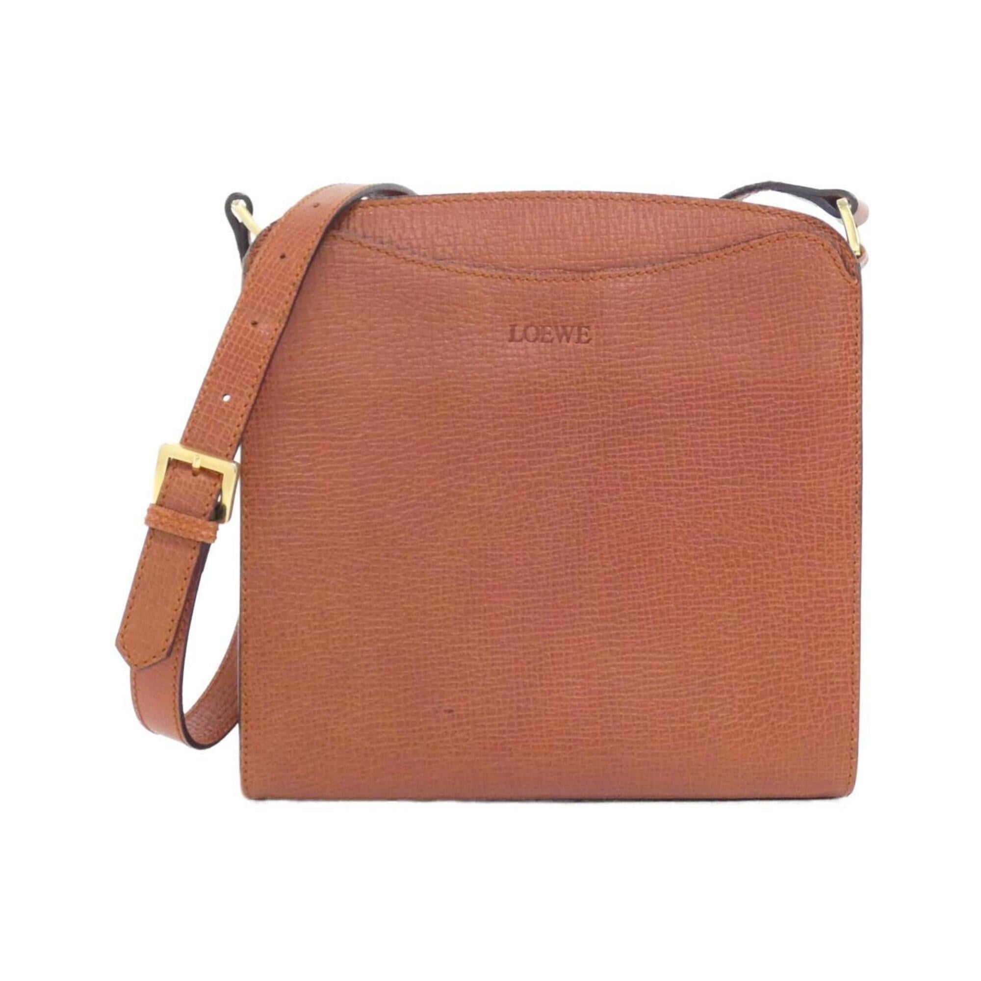 Loewe Brown Leather Shoulder Bag (Pre-Owned)