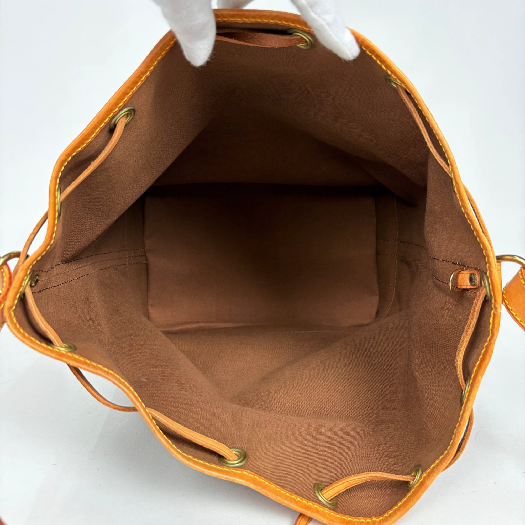 Louis Vuitton Brown Monogram Shoulder Bag (Pre-Owned)