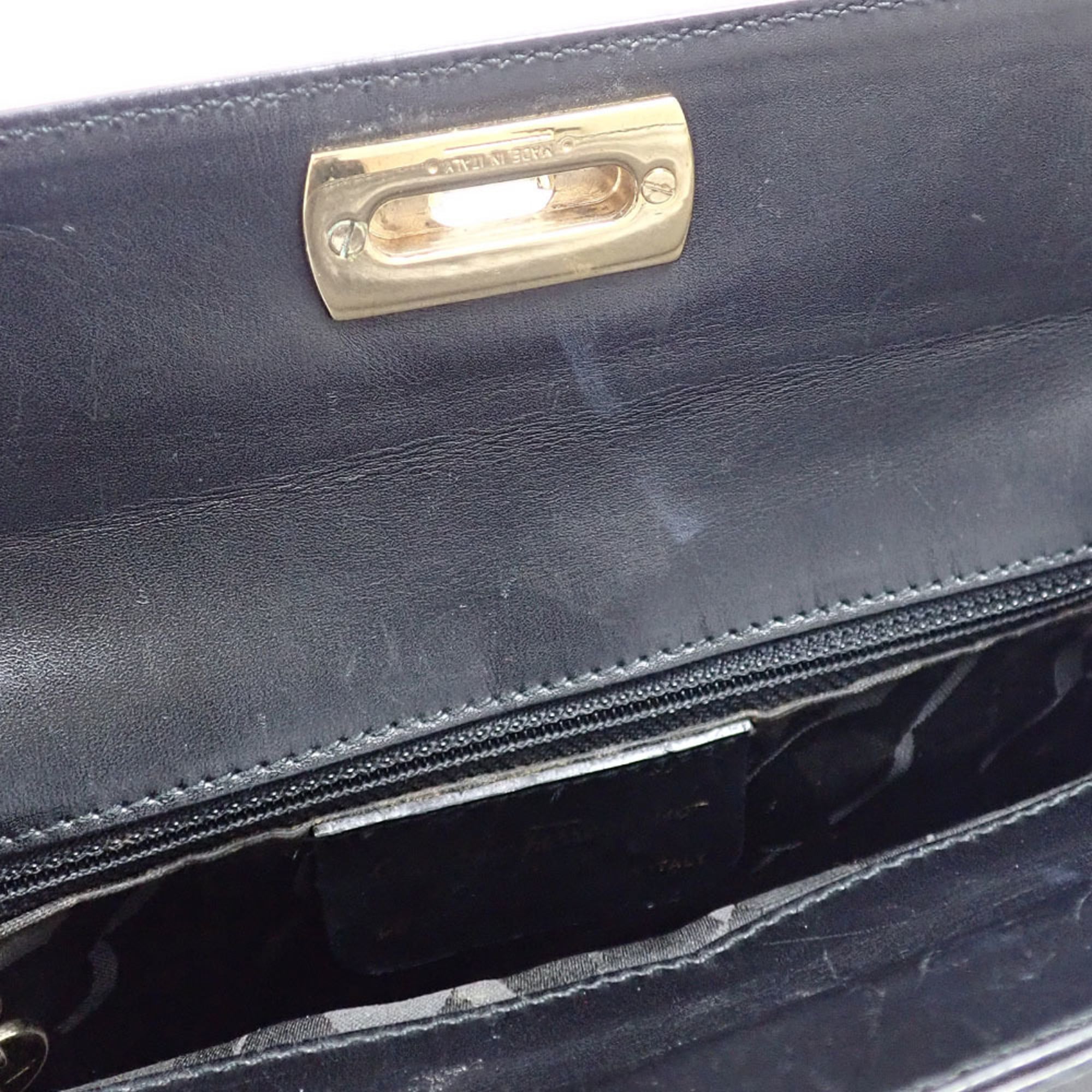 Salvatore Ferragamo Black Leather Shoulder Bag (Pre-Owned)