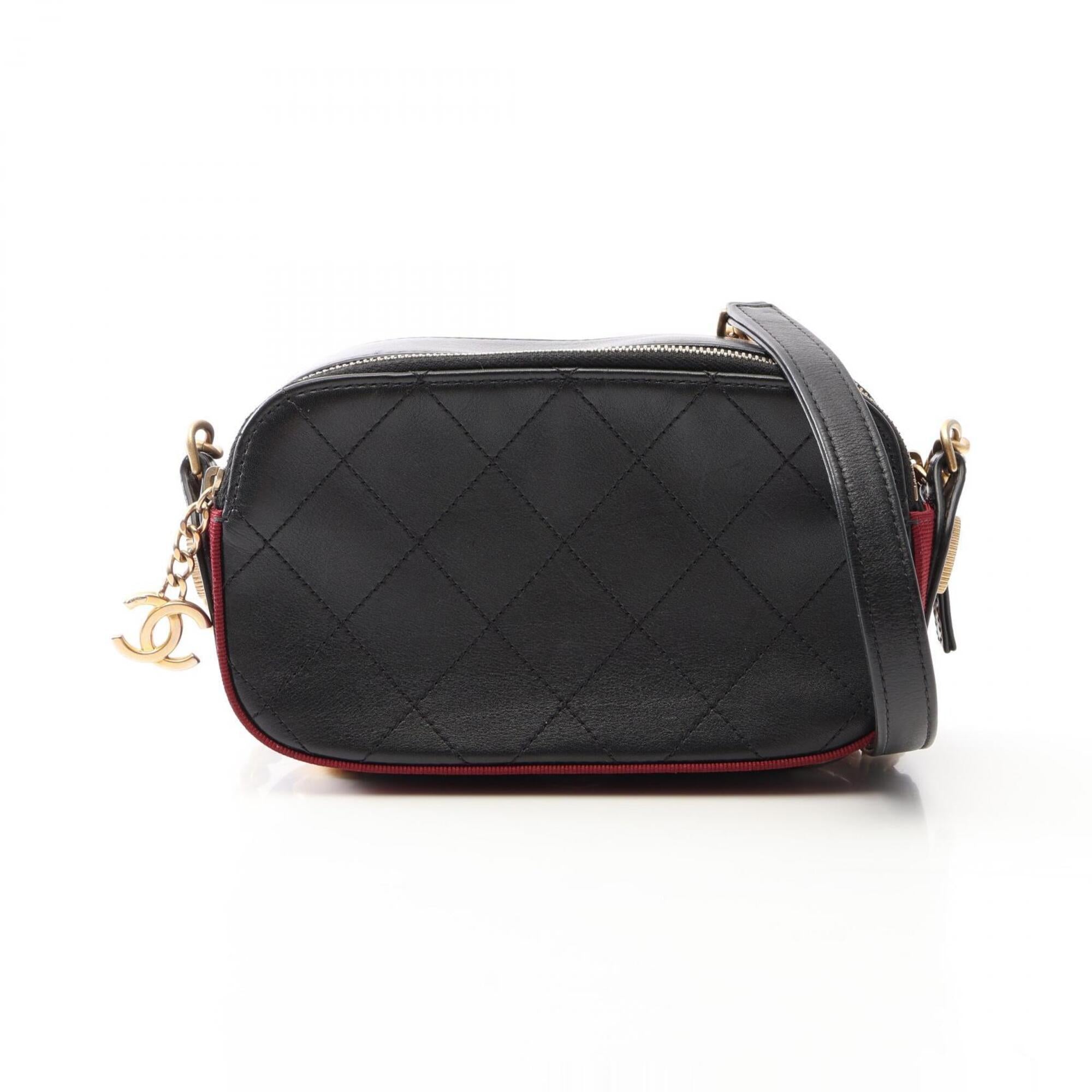 Chanel Black Bordeaux Leather Canvas Handbag Shoulder Bag (Pre-Owned)
