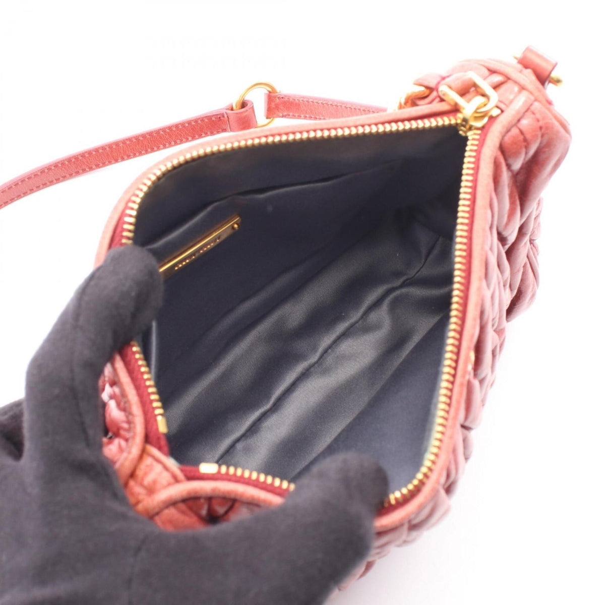 Miu Miu Matelasse Pink Leather Handbag Shoulder Bag (Pre-Owned)