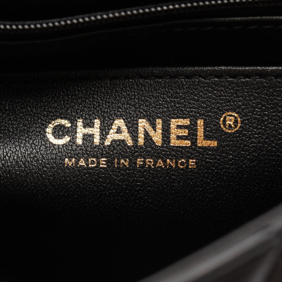 Chanel Black Leather Handbag Shoulder Bag (Pre-Owned)