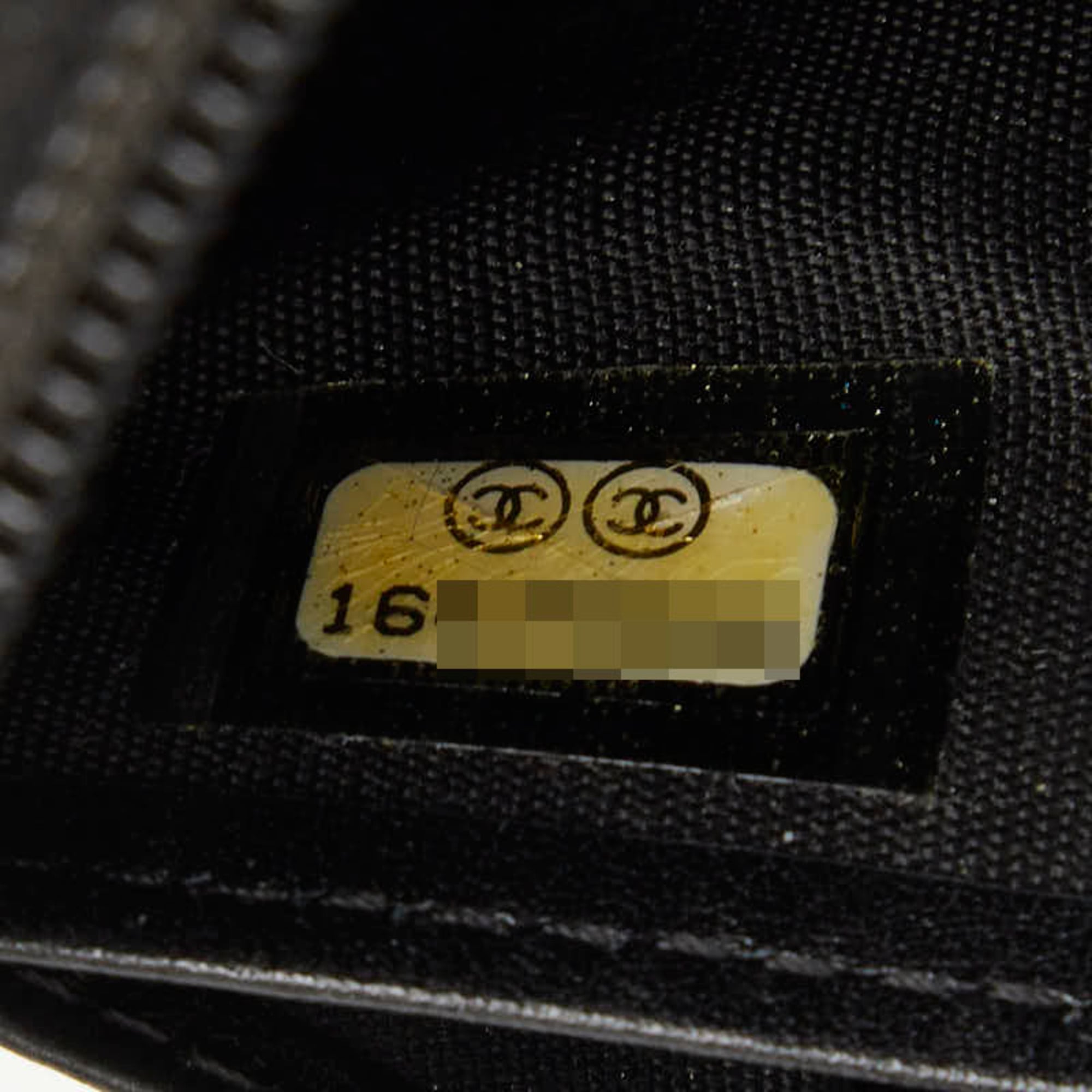Chanel Black Grained Calfskin Long Wallet (Bi-Fold) (Pre-Owned)