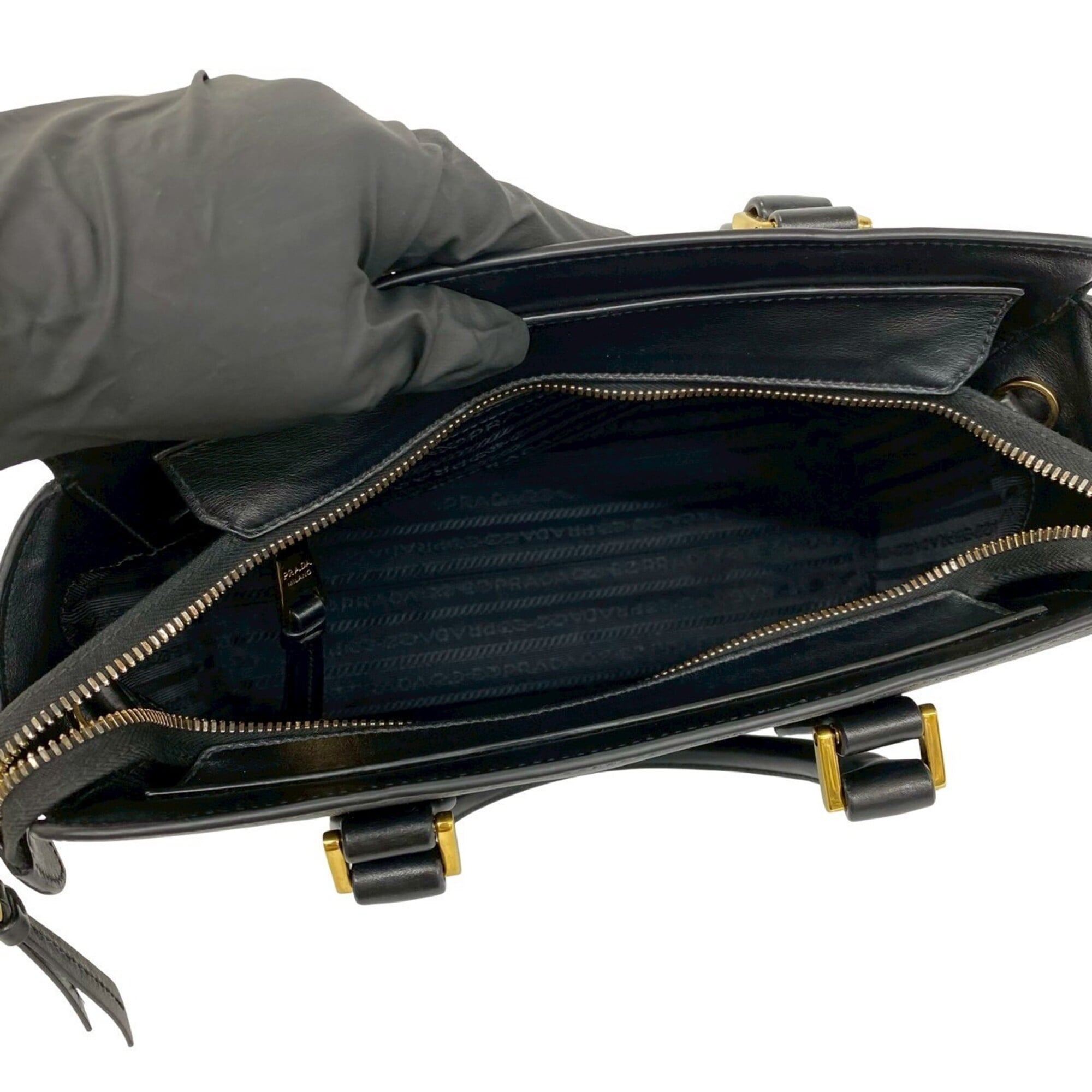 Prada Black Leather Handbag Shoulder Bag Tote Bag (Pre-Owned)