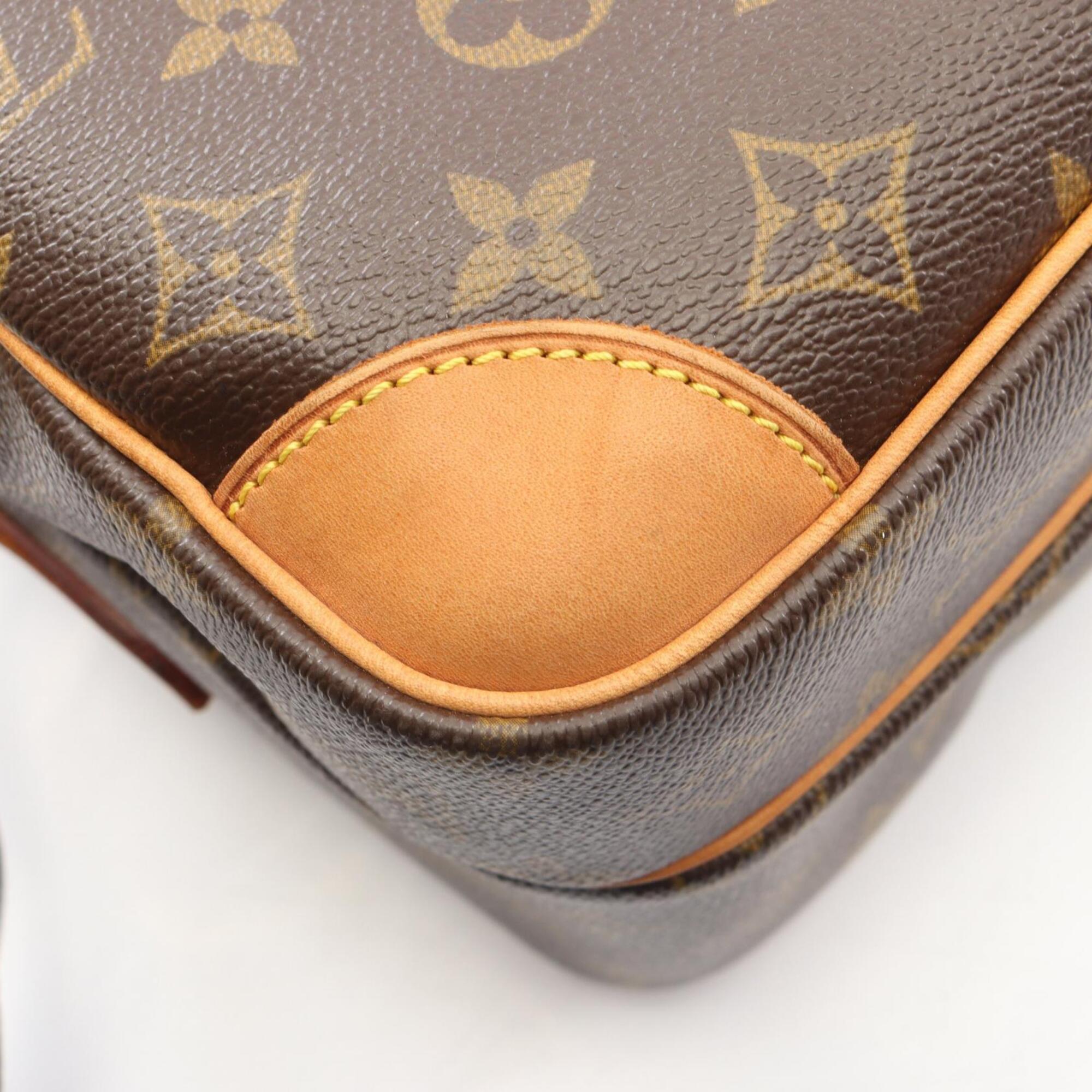 Louis Vuitton Brown Monogram Monogram Leather Handbag Shoulder Bag (Pre-Owned)