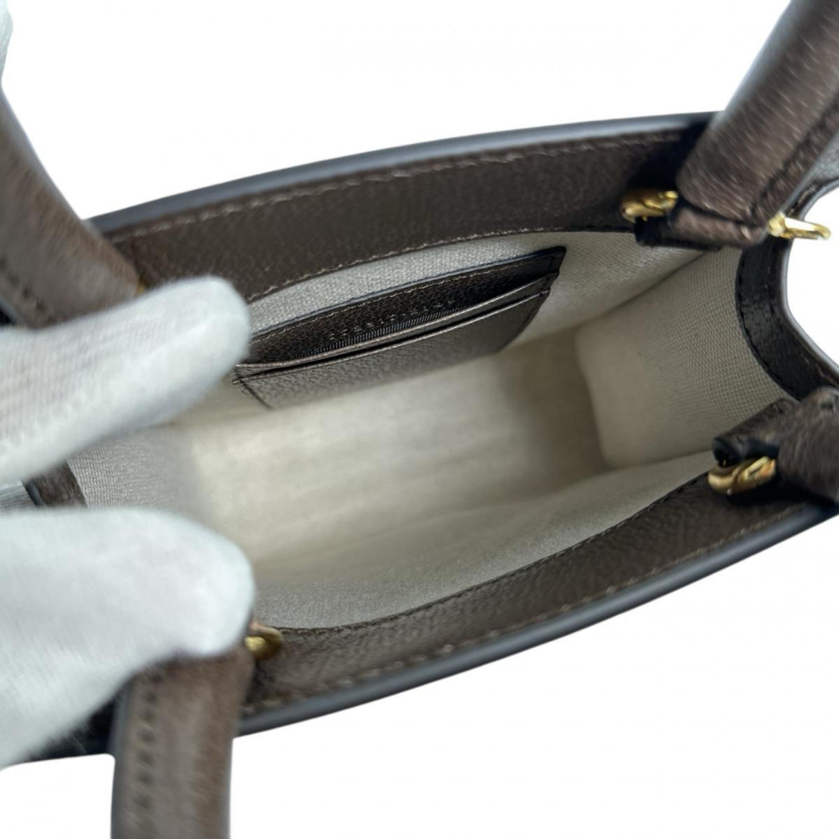 Gucci Beige Gg Canvas Shoulder Bag (Pre-Owned)