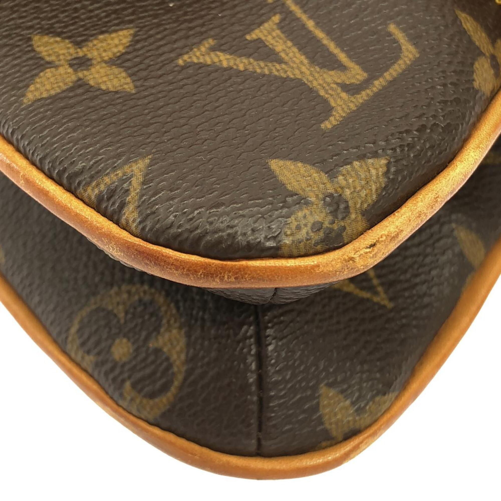 Louis Vuitton Marron Coated Canvas Shoulder Bag (Pre-Owned)