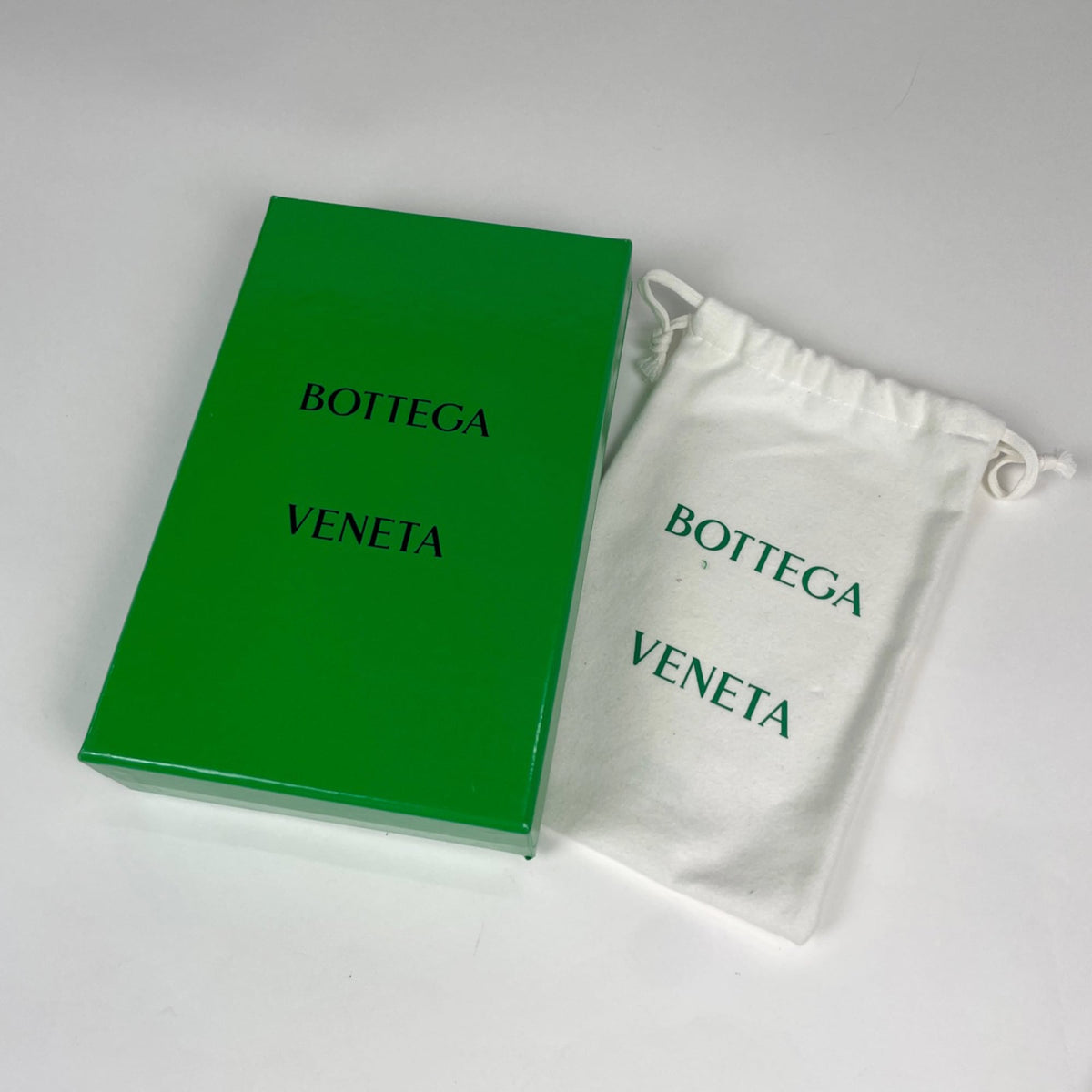 Bottega Veneta Black Leather Long Wallet (Bi-Fold) (Pre-Owned)