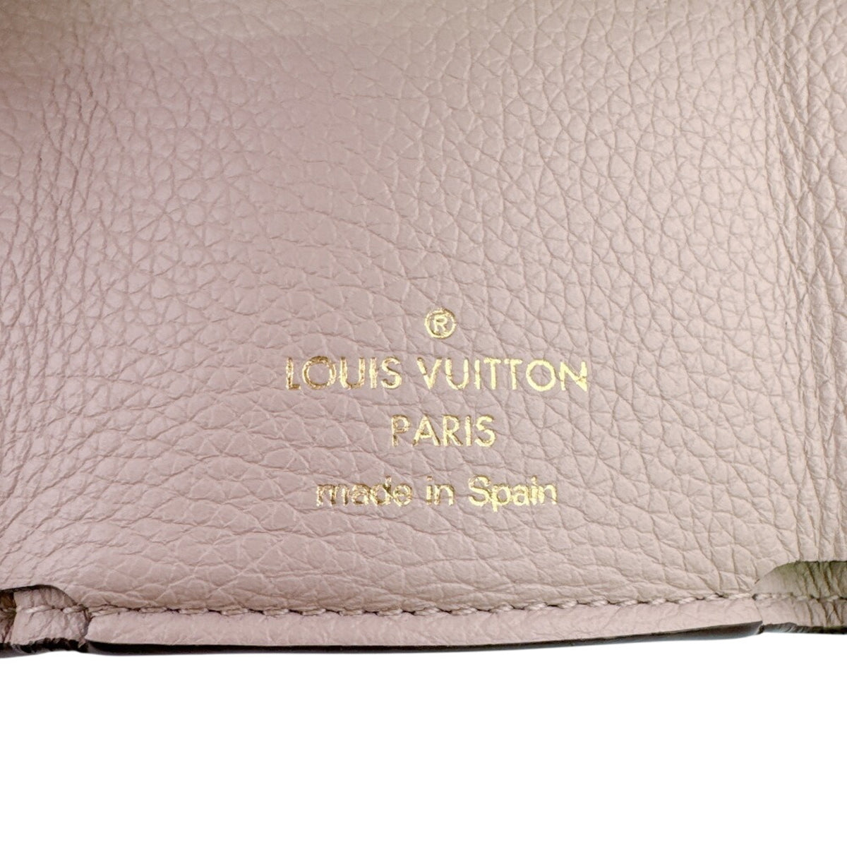 Louis Vuitton Beige Leather Wallet (Tri-Fold) (Pre-Owned)