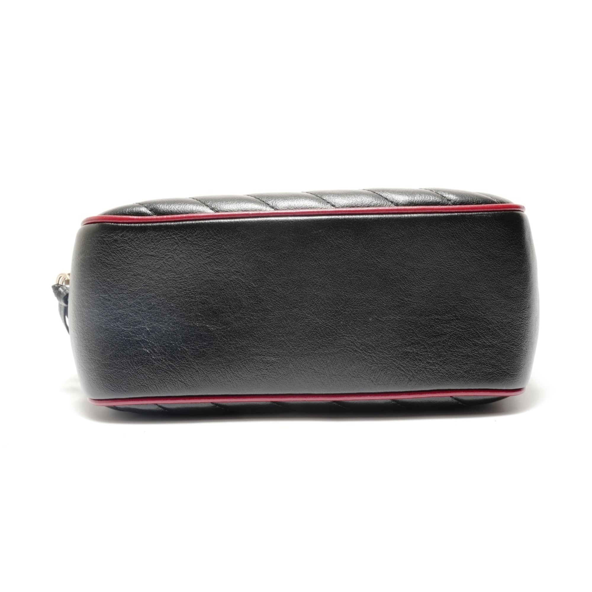 Gucci Black Shoulder Bag (Pre-Owned)