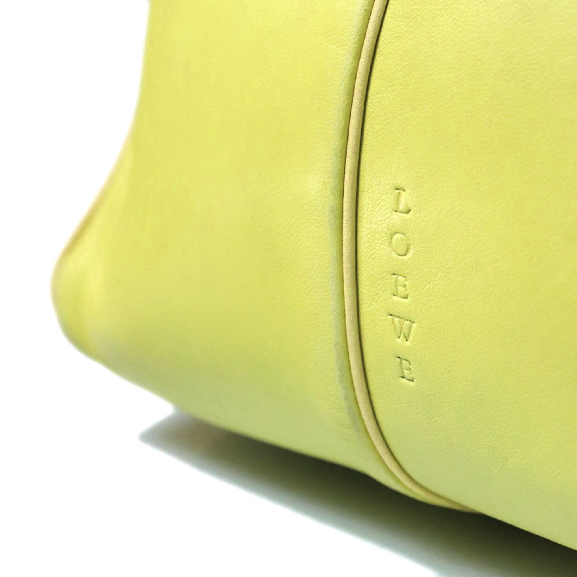 Loewe Green Leather Handbag (Pre-Owned)