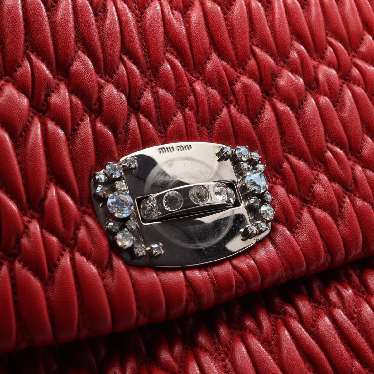 Miu Miu Matelasse Red Color Leather Handbag Shoulder Bag (Pre-Owned)