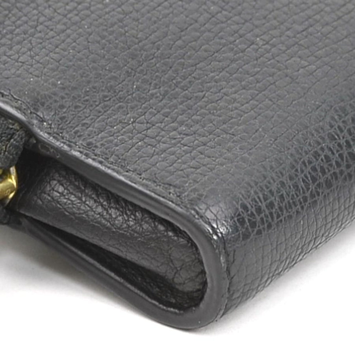 Burberry Black Leather Shoulder Bag (Pre-Owned)