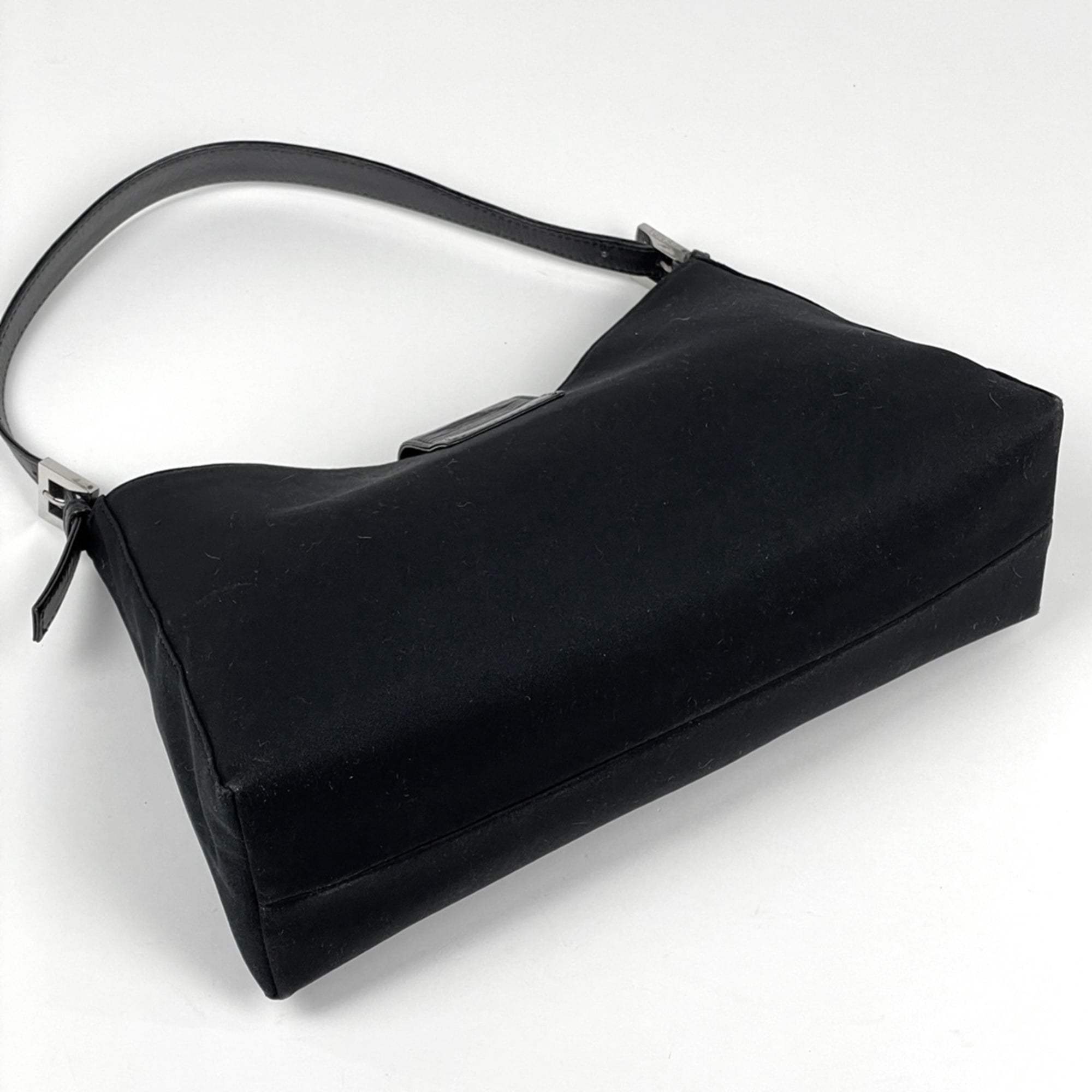 Fendi Black Fabric Leather Handbag (Pre-Owned)