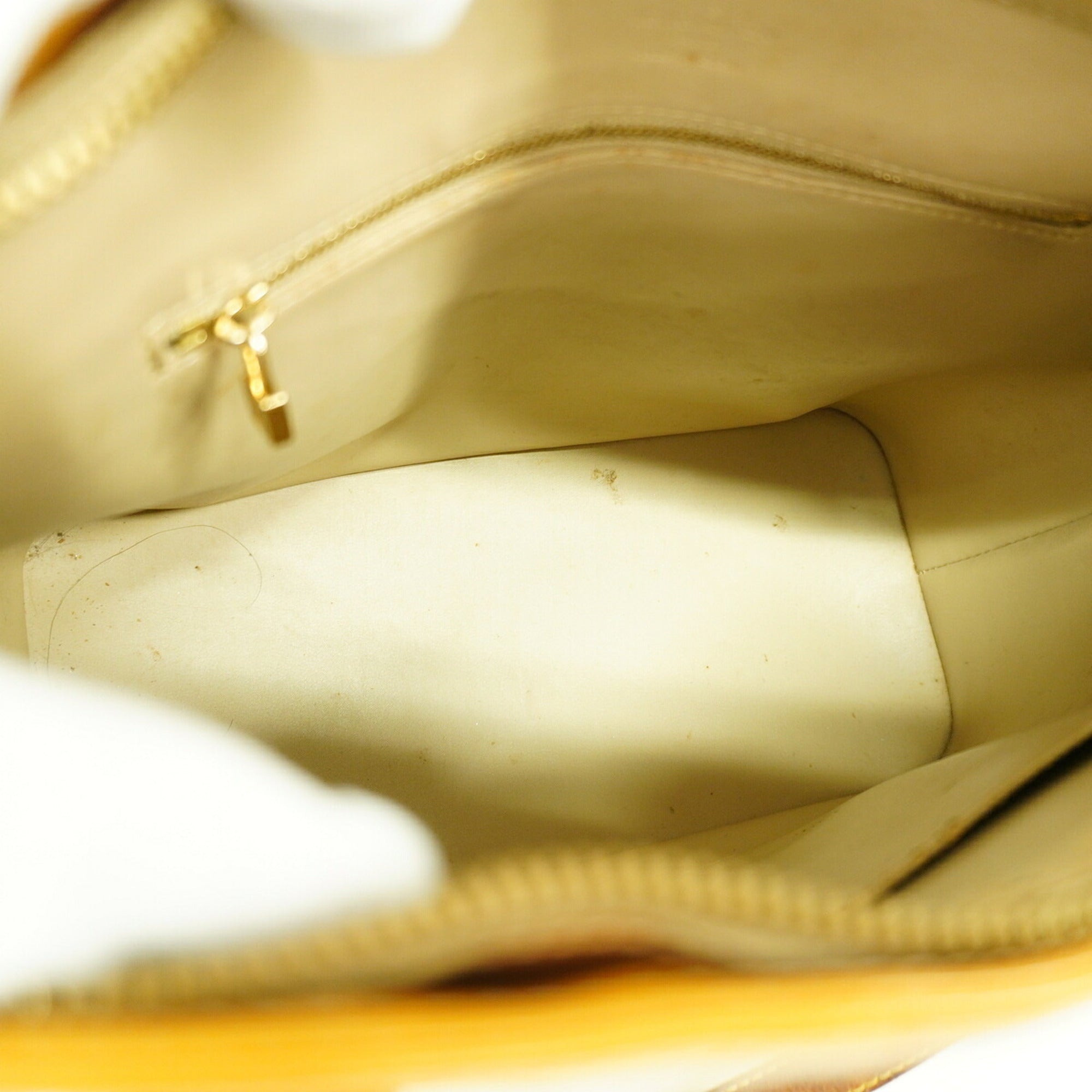 Louis Vuitton Beige Tote Bag (Pre-Owned)