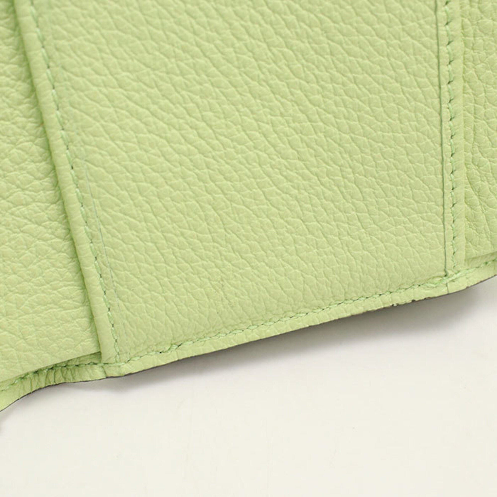 Gucci Green Leather Wallet (Tri-Fold) (Pre-Owned)