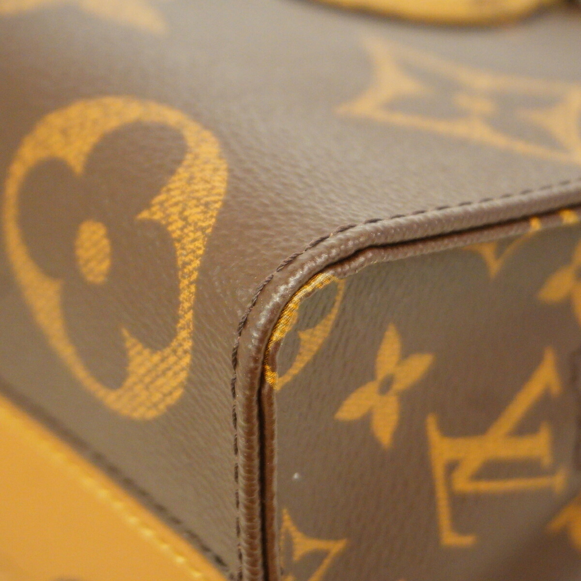 Louis Vuitton Brown Handbag (Pre-Owned)