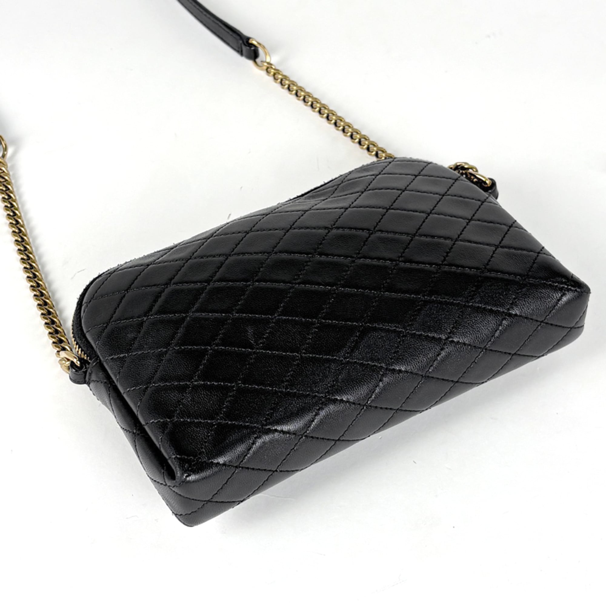 Saint Laurent Black Leather Shoulder Bag (Pre-Owned)