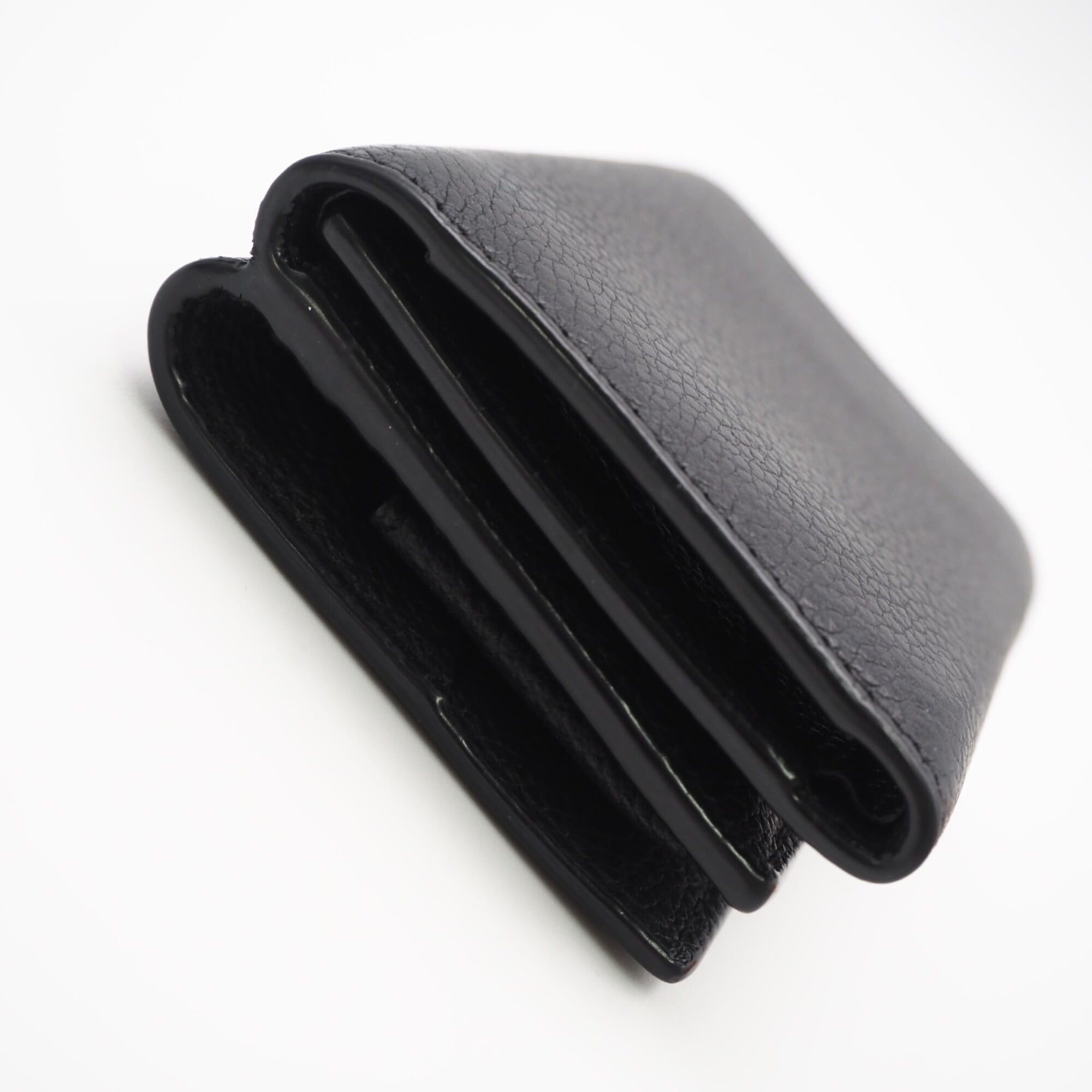 Yves Saint Laurent Black Leather Wallet (Tri-Fold) (Pre-Owned)