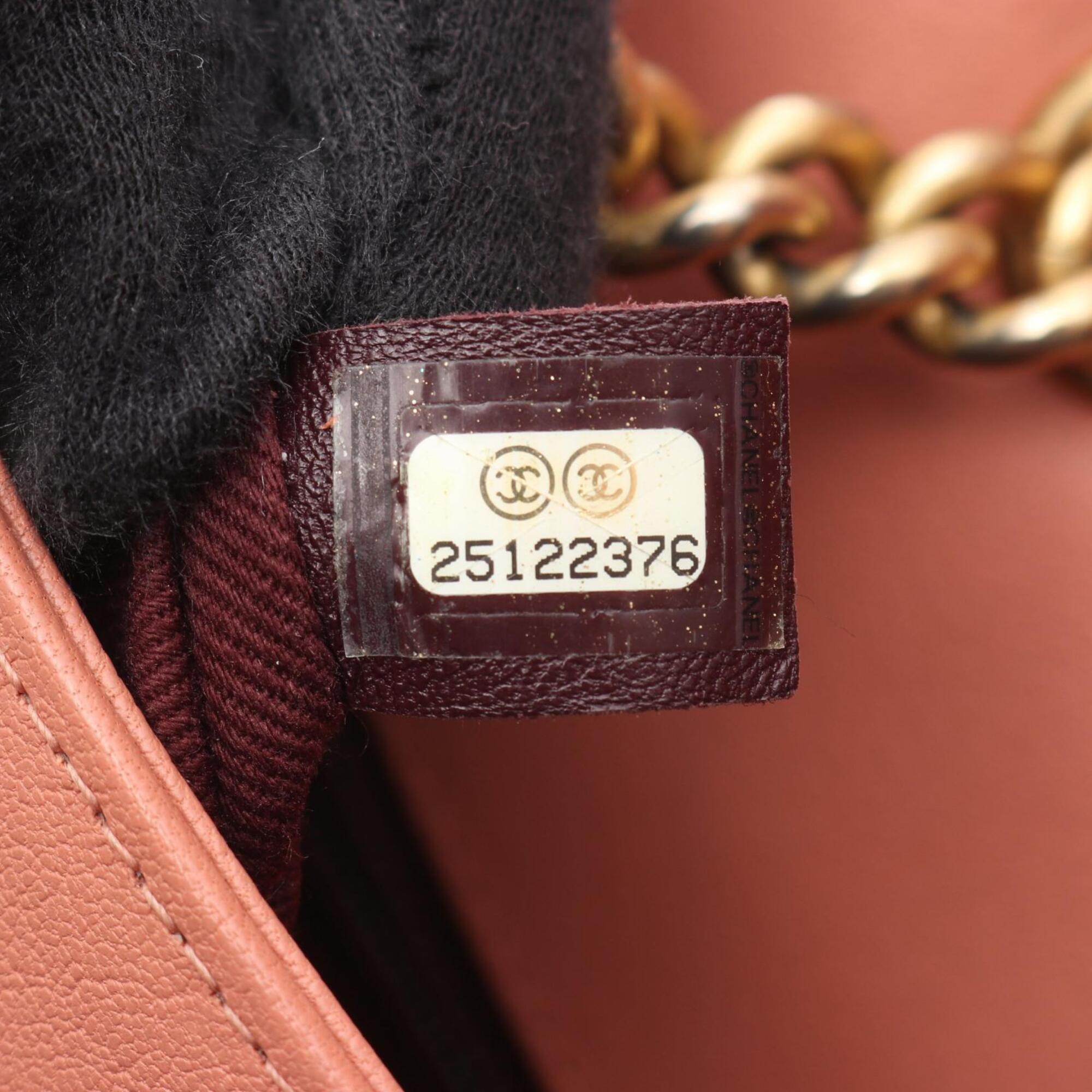 Chanel Matelasse Pink Leather Handbag Shoulder Bag (Pre-Owned)