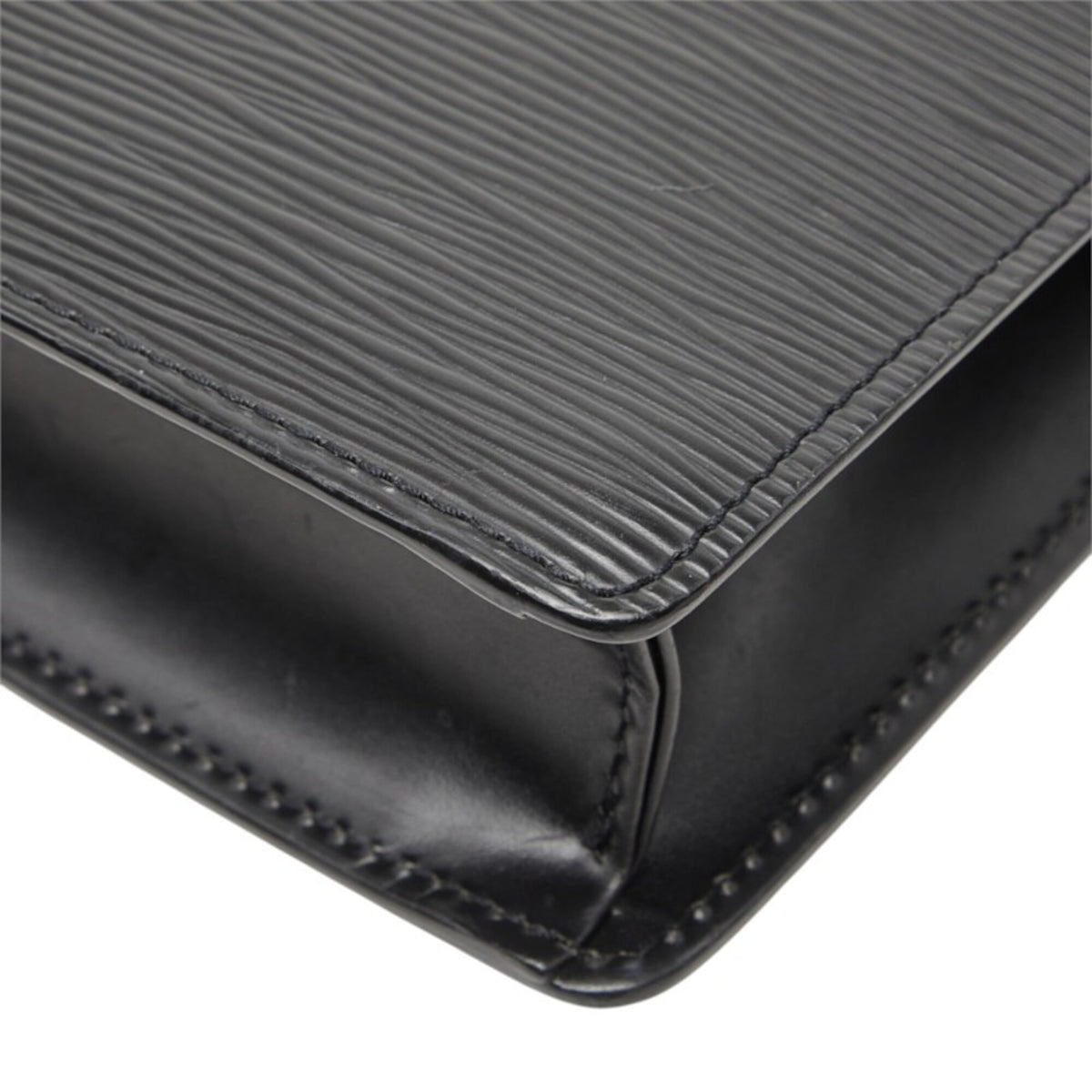 Louis Vuitton Epi Black Noir Leather Clutch Bag Pochette (Pre-Owned)