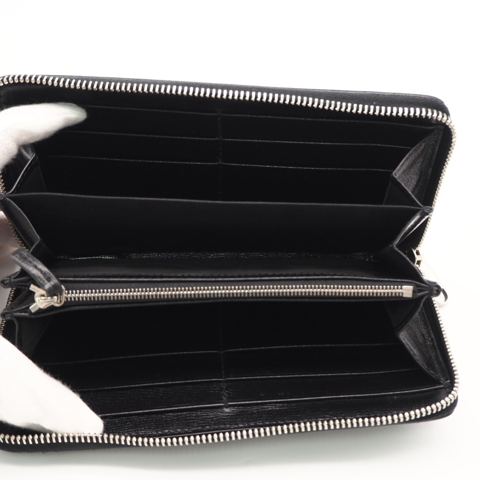Gucci Gg Supreme Black Gray Coated Canvas Leather Long Wallet (Bi-Fold) (Pre-Owned)