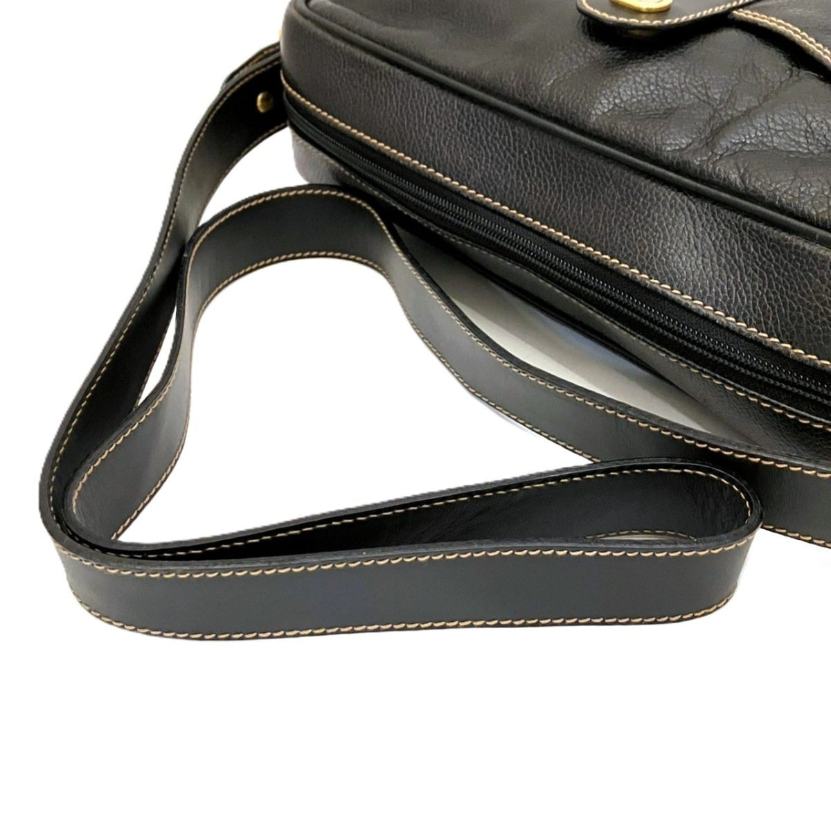 Dunhill Black Leather Shoulder Bag (Pre-Owned)