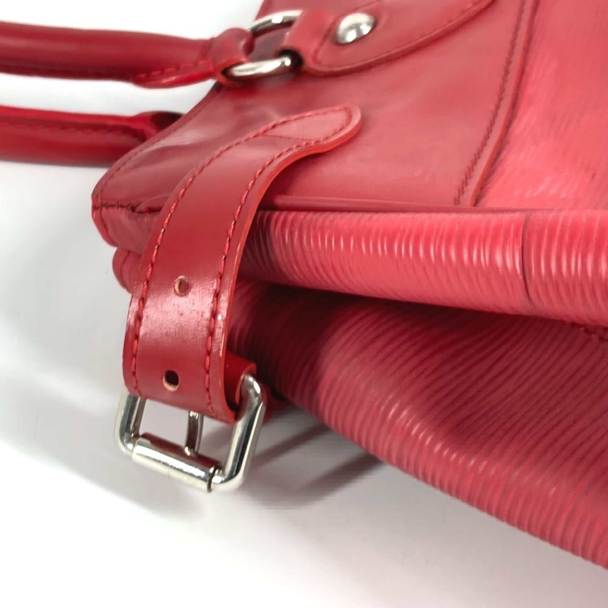 Louis Vuitton Red Color Epi Leather Handbag Shoulder Bag Tote Bag (Pre-Owned)