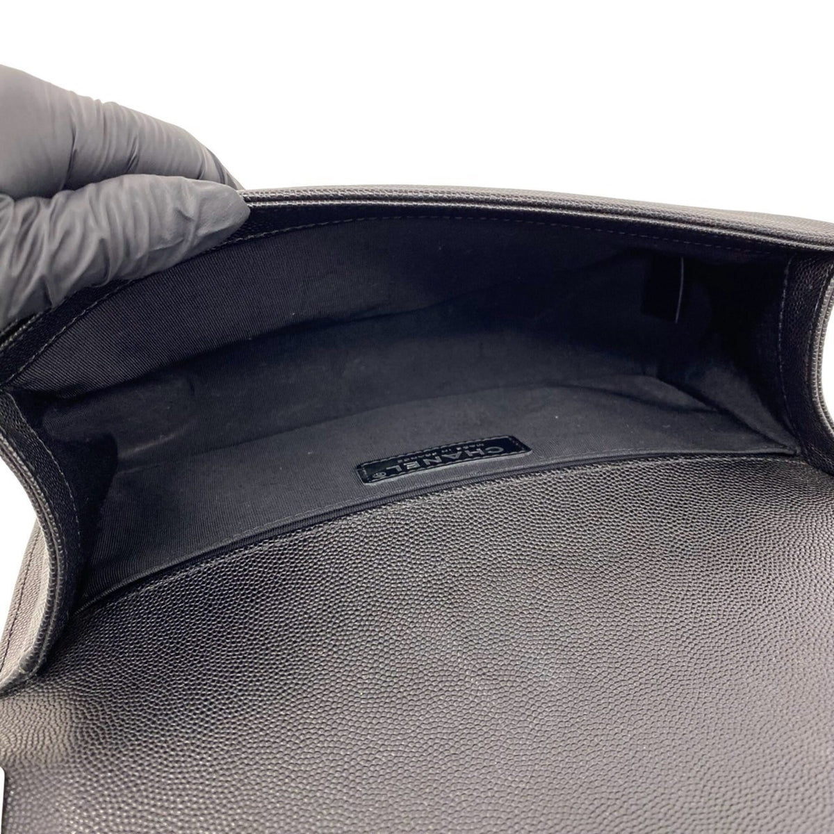 Chanel Black Grained Calfskin Shoulder Bag (Pre-Owned)
