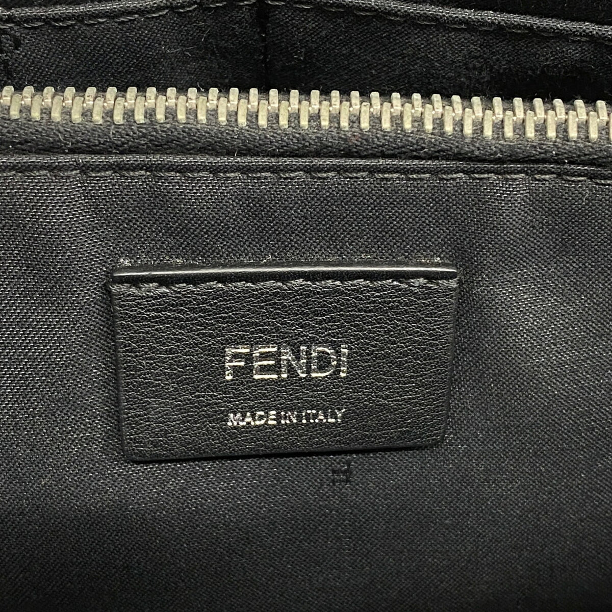 Fendi Black Leather Handbag (Pre-Owned)