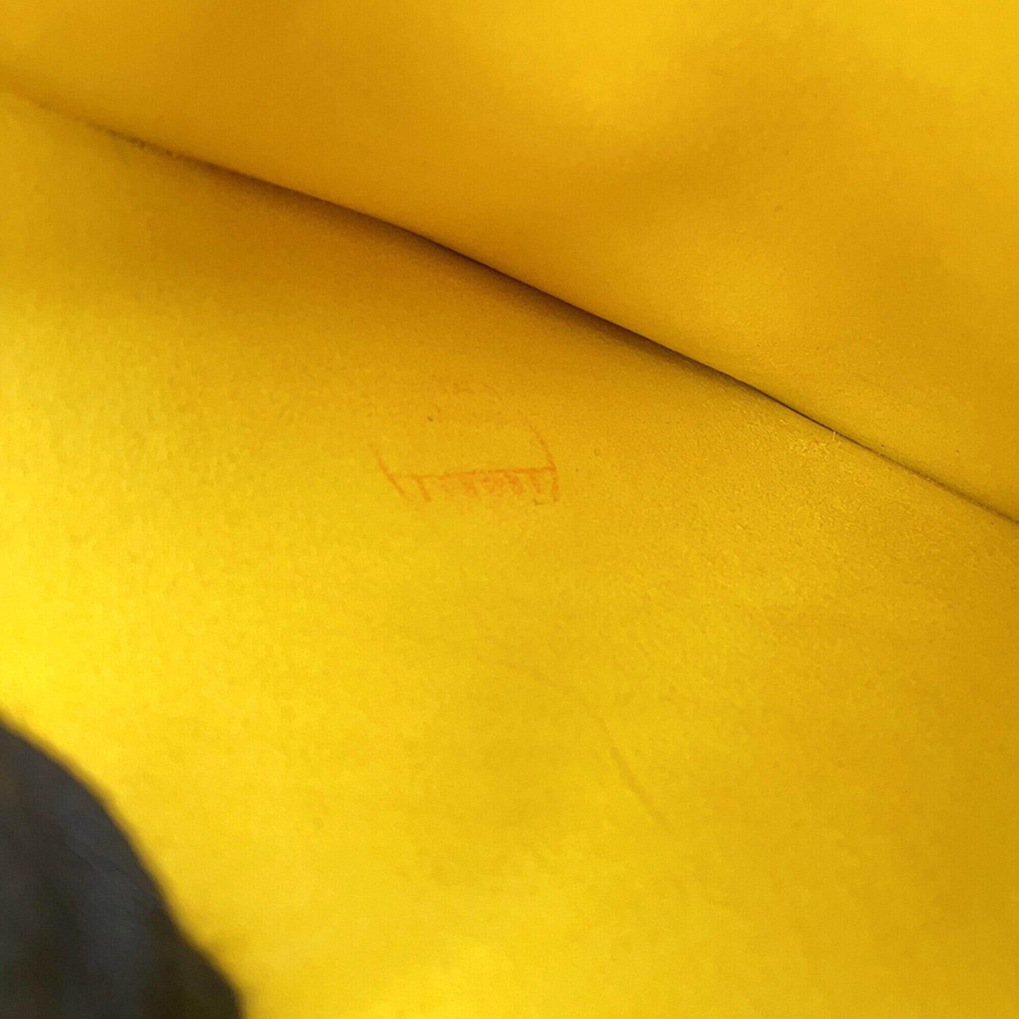 Salvatore Ferragamo Yellow Leather Tote Bag (Pre-Owned)