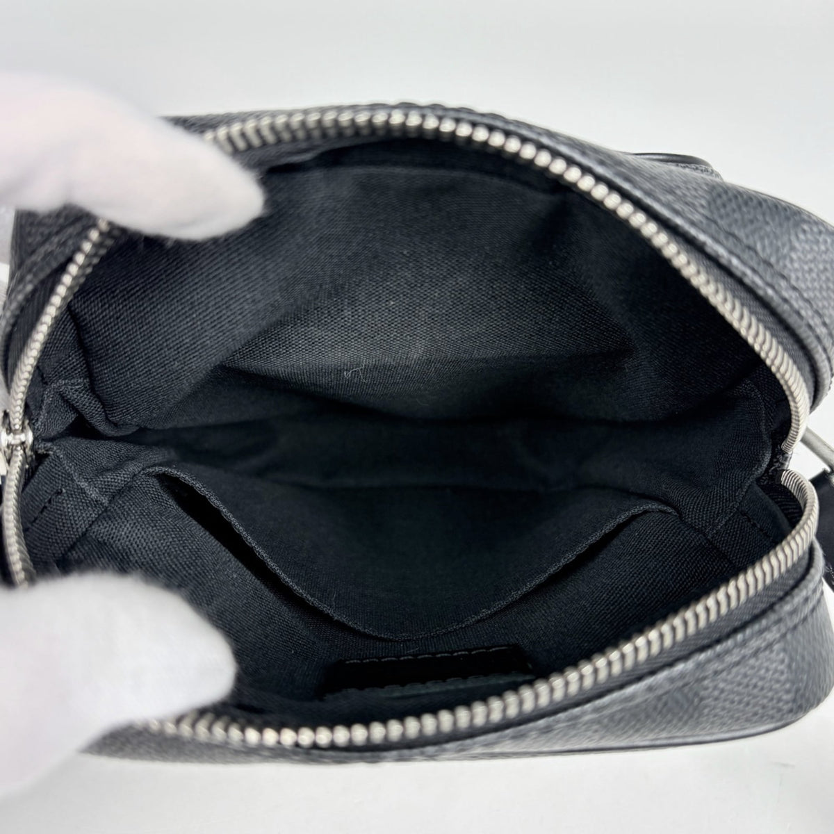 Louis Vuitton Black Noir Damier Graphite Shoulder Bag (Pre-Owned)