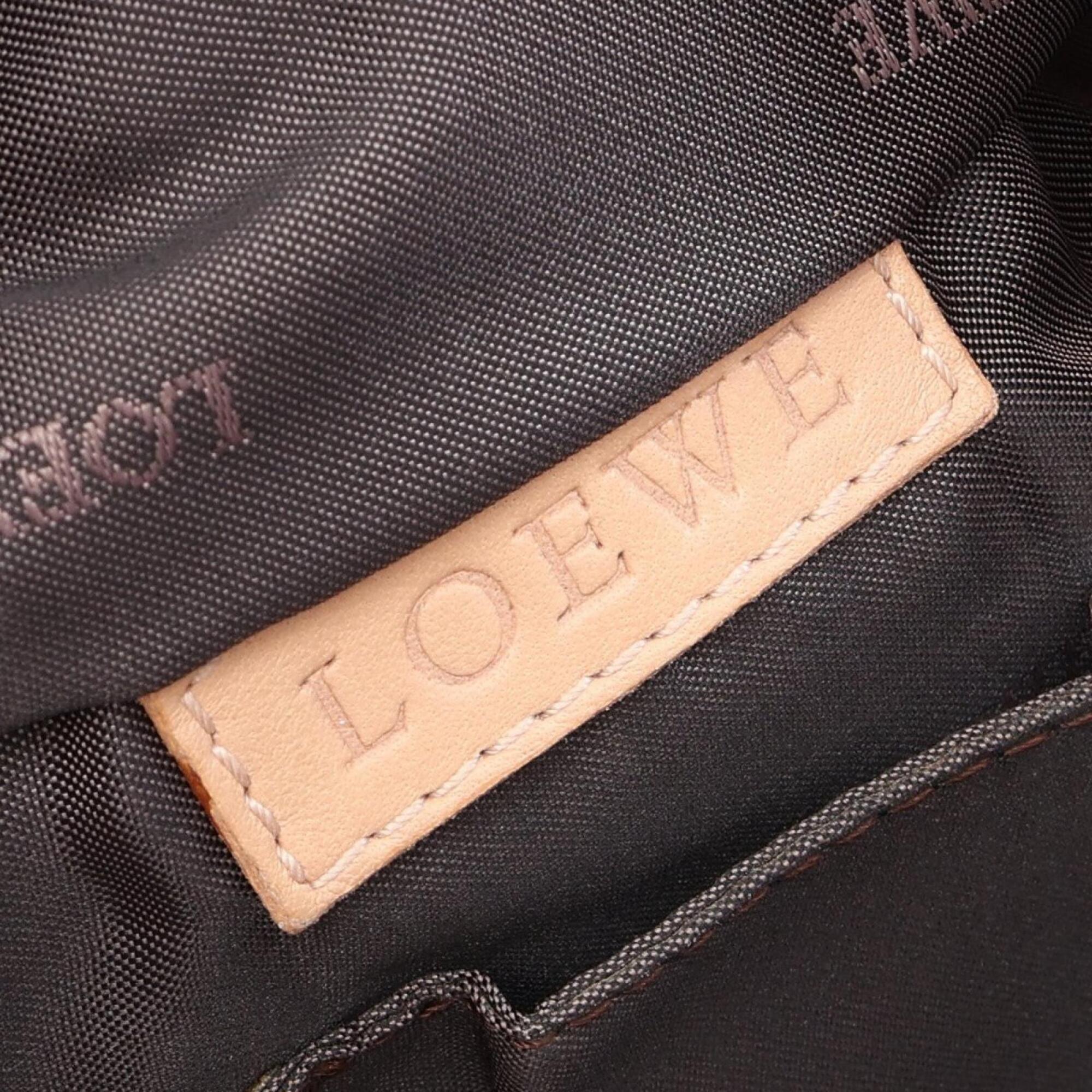 Loewe Nappa Aire Beige Leather Handbag (Pre-Owned)