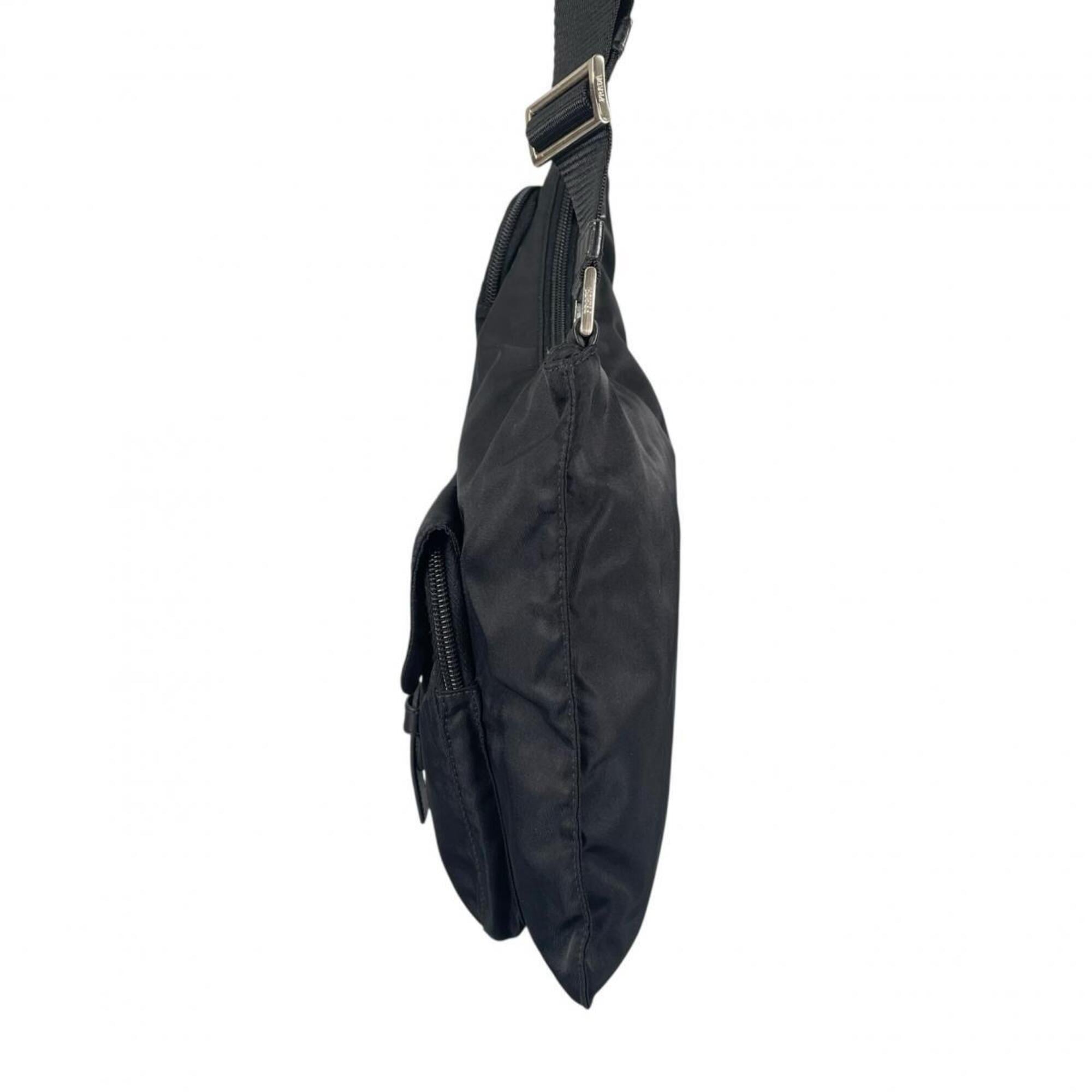 Prada Black Nylon Shoulder Bag (Pre-Owned)