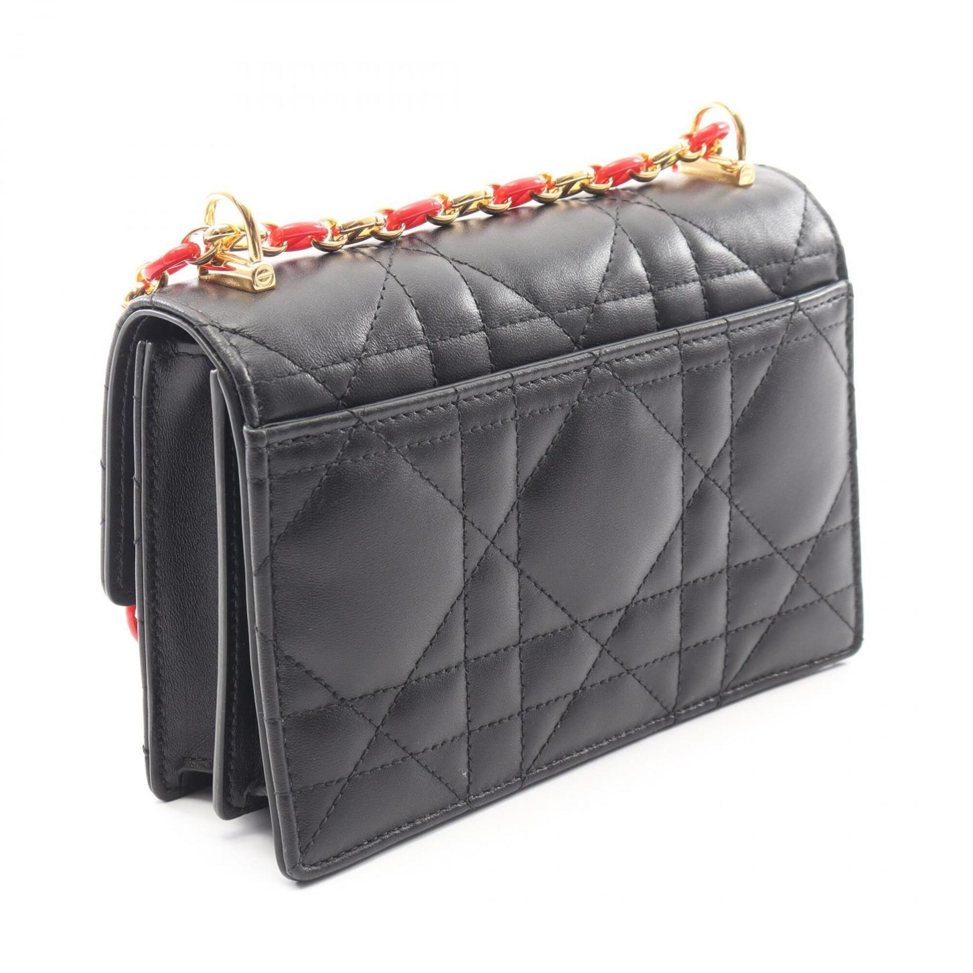 Christian Dior Black Leather Shoulder Bag (Pre-Owned)