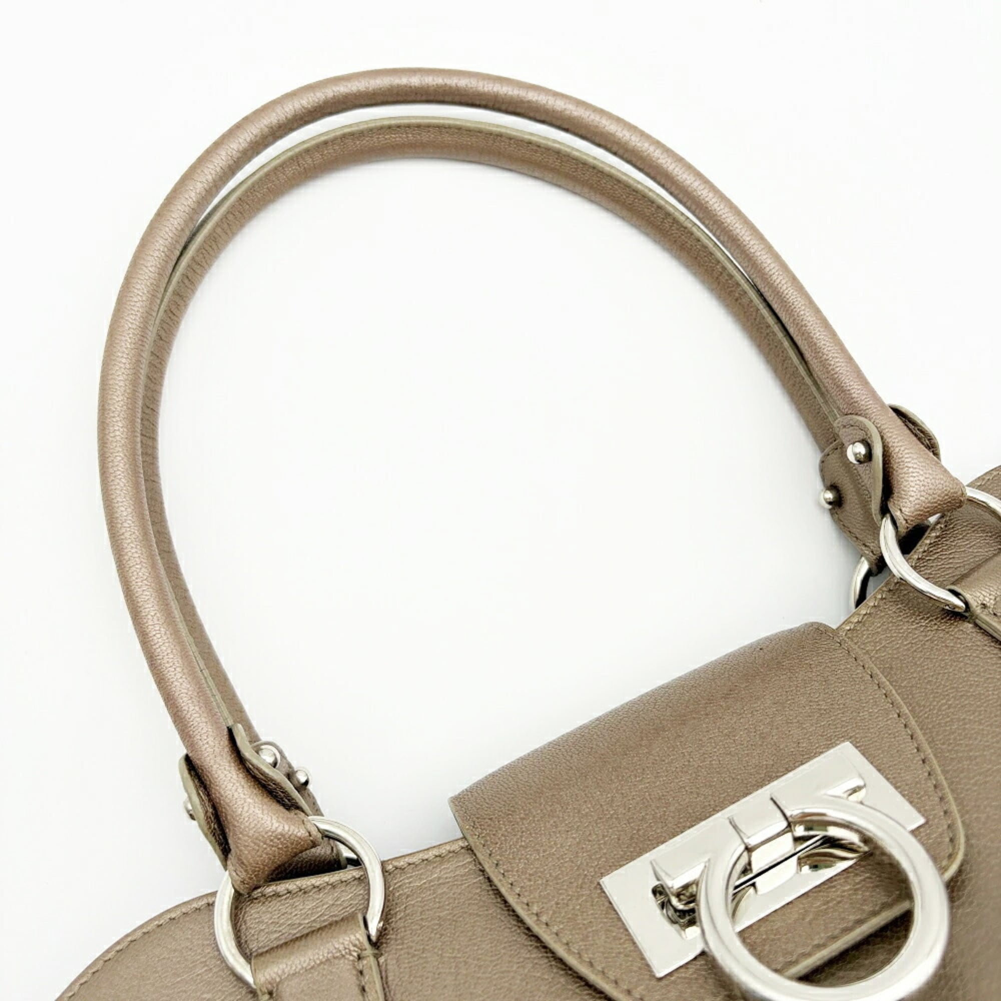 Salvatore Ferragamo Gancini Bronze Leather Handbag (Pre-Owned)