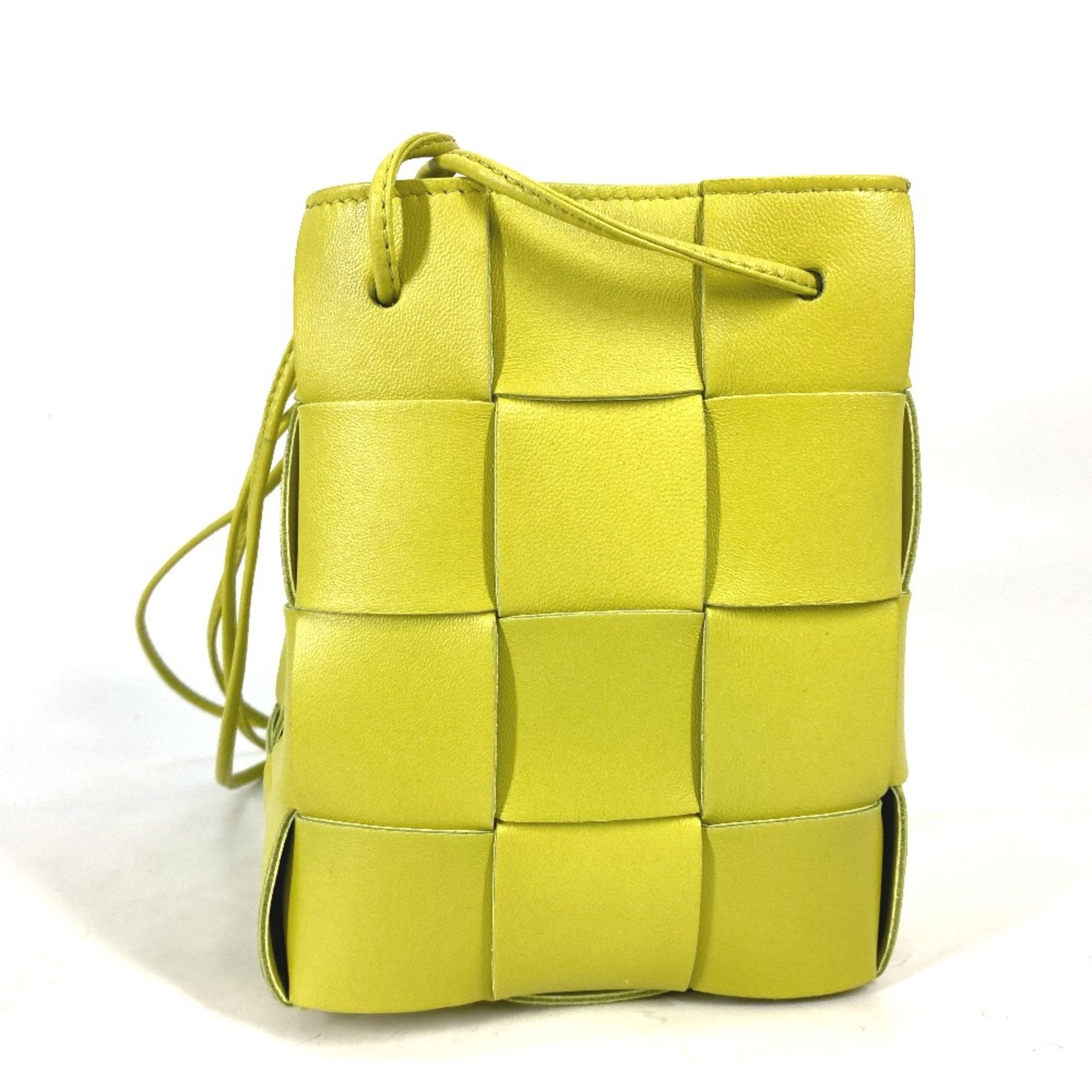 Bottega Veneta Green Leather Shoulder Bag (Pre-Owned)