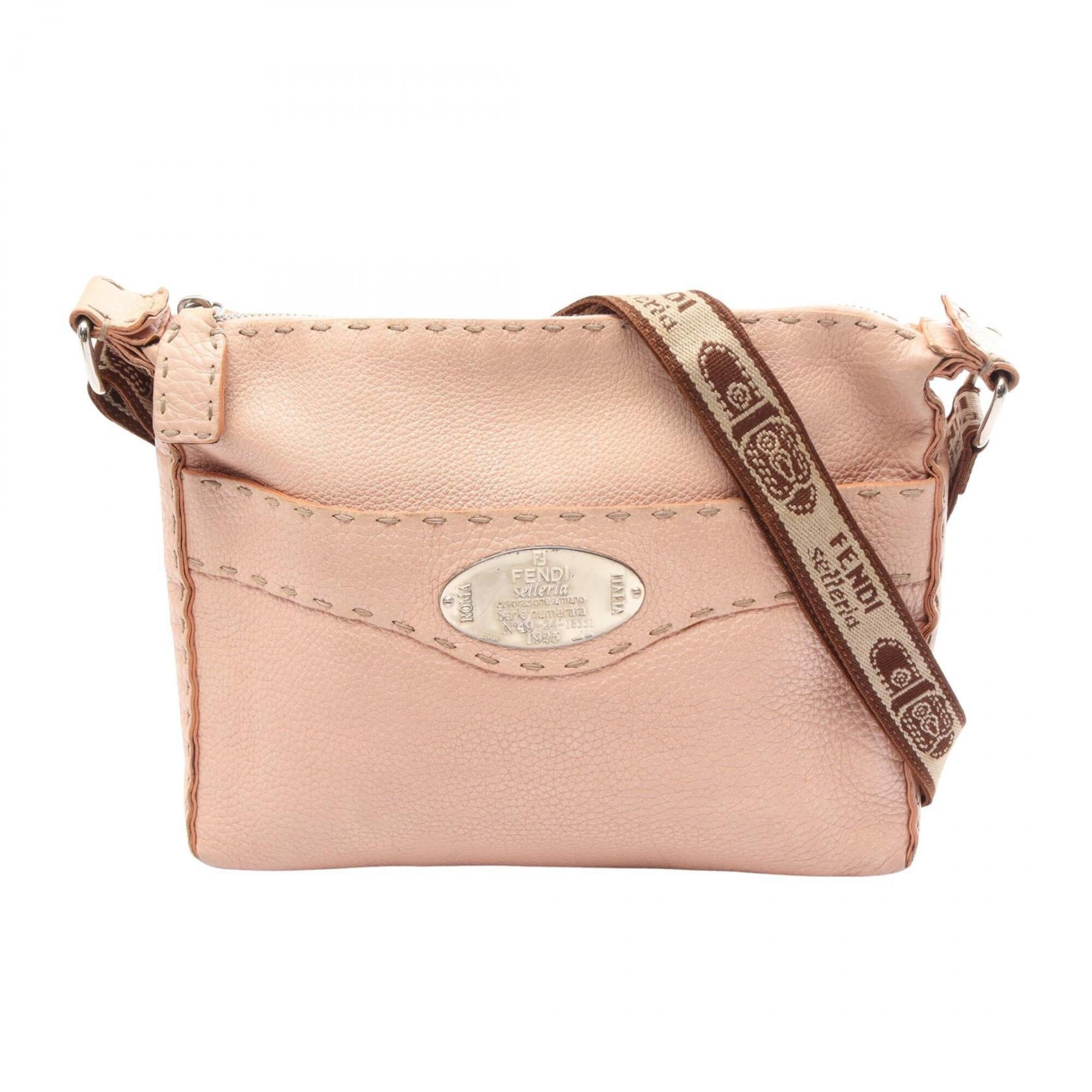 Fendi Pink Leather Handbag Shoulder Bag (Pre-Owned)